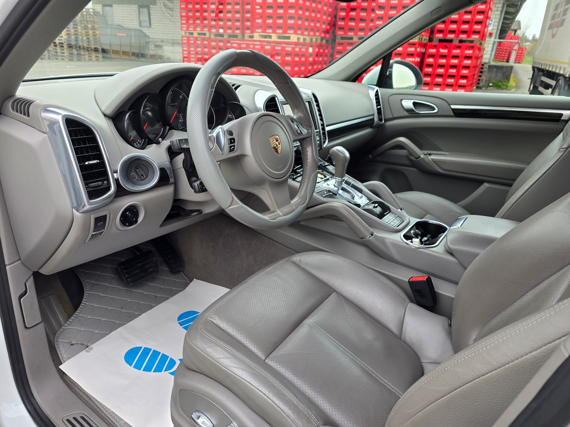PORSCHE Cayenne Diesel-image-12