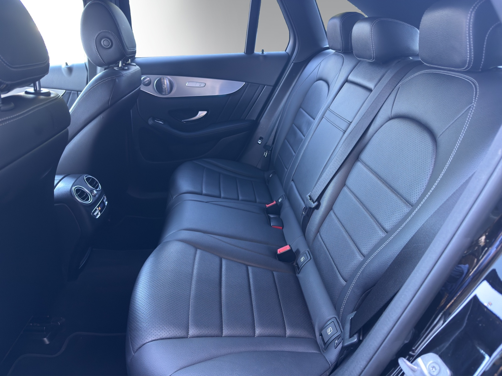 Image MERCEDES-BENZ GLC-250 GLC 250 AMG Line 4Matic