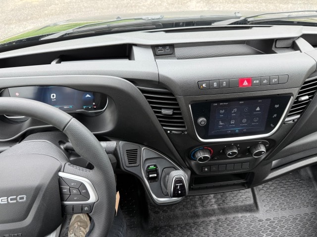 IVECO 35 S 16H Automat-image-8
