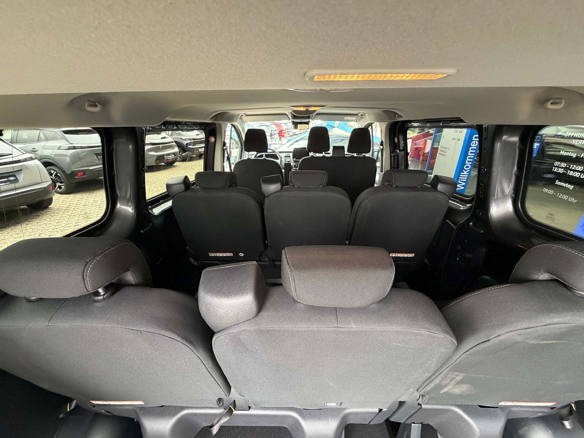 FORD Transit Custombi 9 Plätzer, Anhängelast 2'800kg-image-5