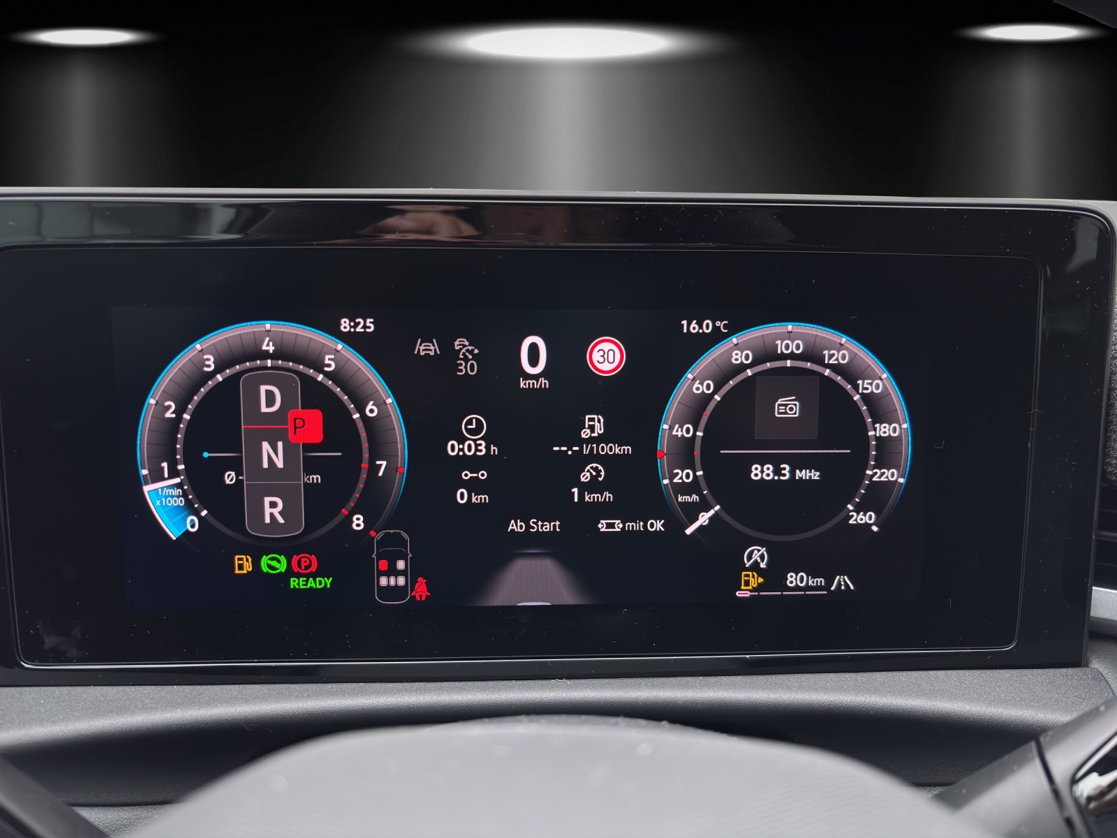 VW T-Roc 1.5 eTSI mHEV R-Line DSG-image-12