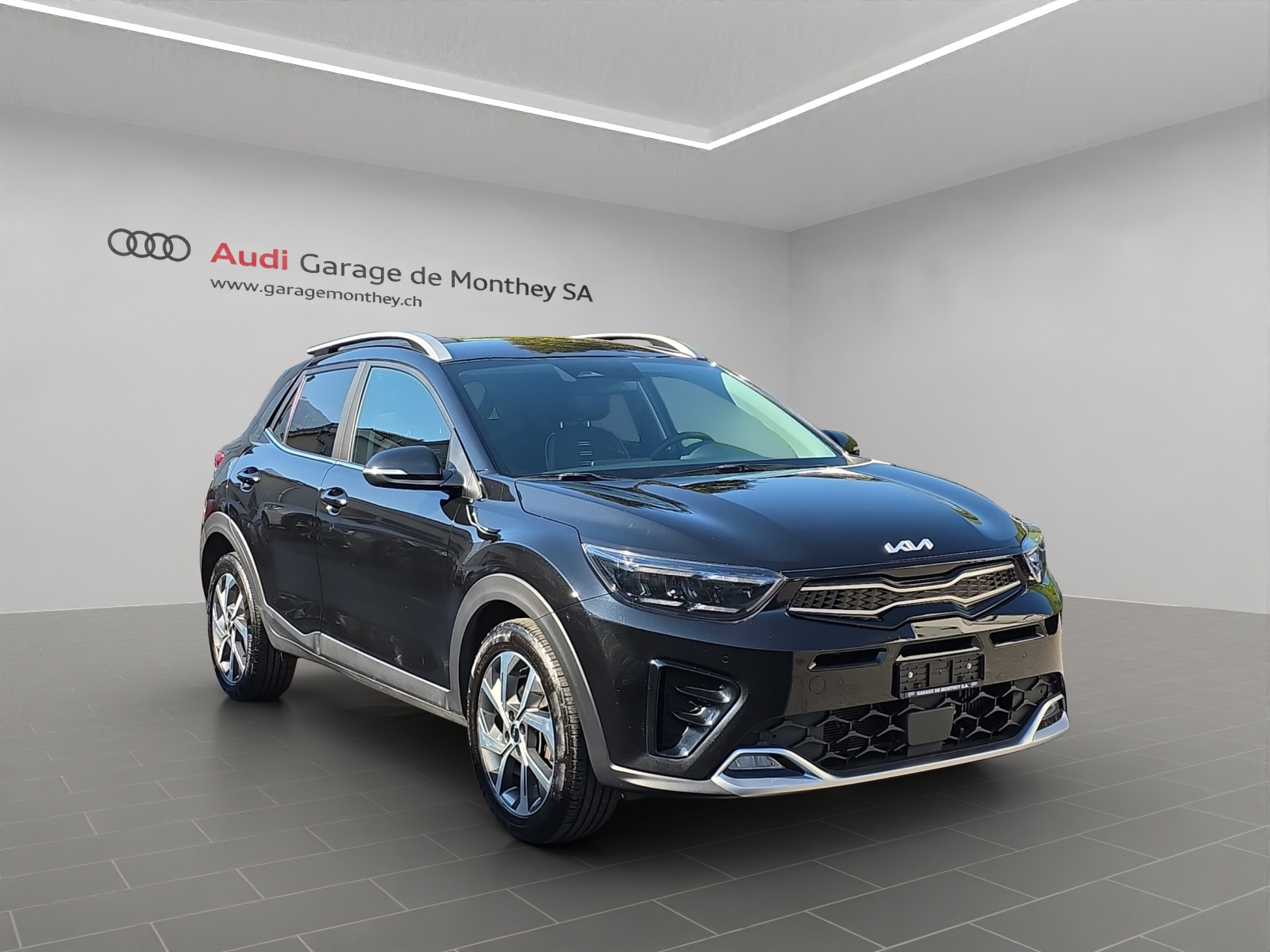 KIA Stonic 1.0 T-GDI MHEV GT-Line DCT-image-2