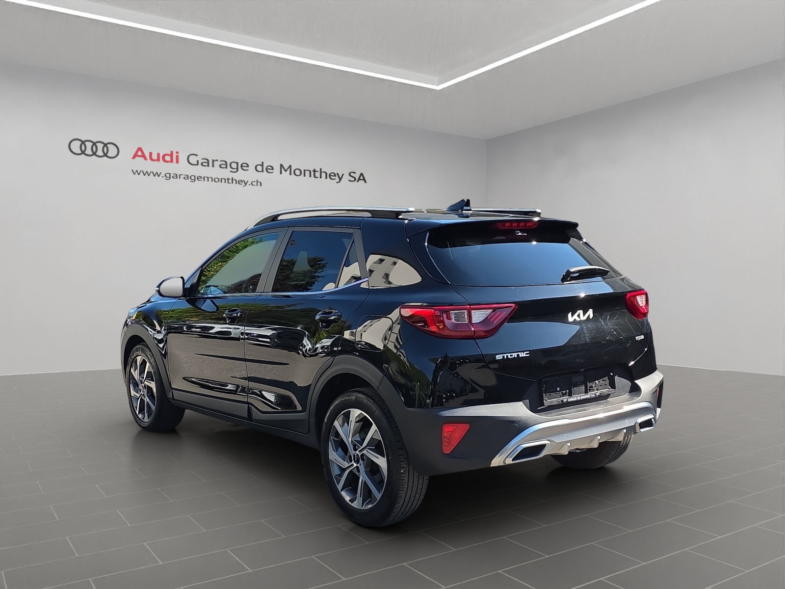 KIA Stonic 1.0 T-GDI MHEV GT-Line DCT-image-5