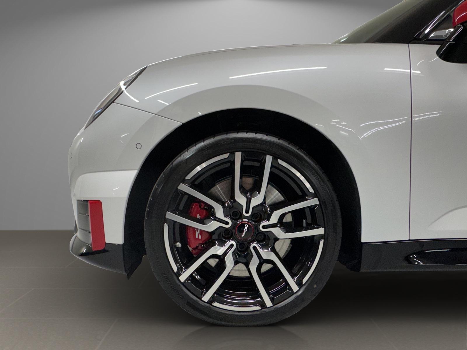 MINI J01 John Cooper Works-image-8
