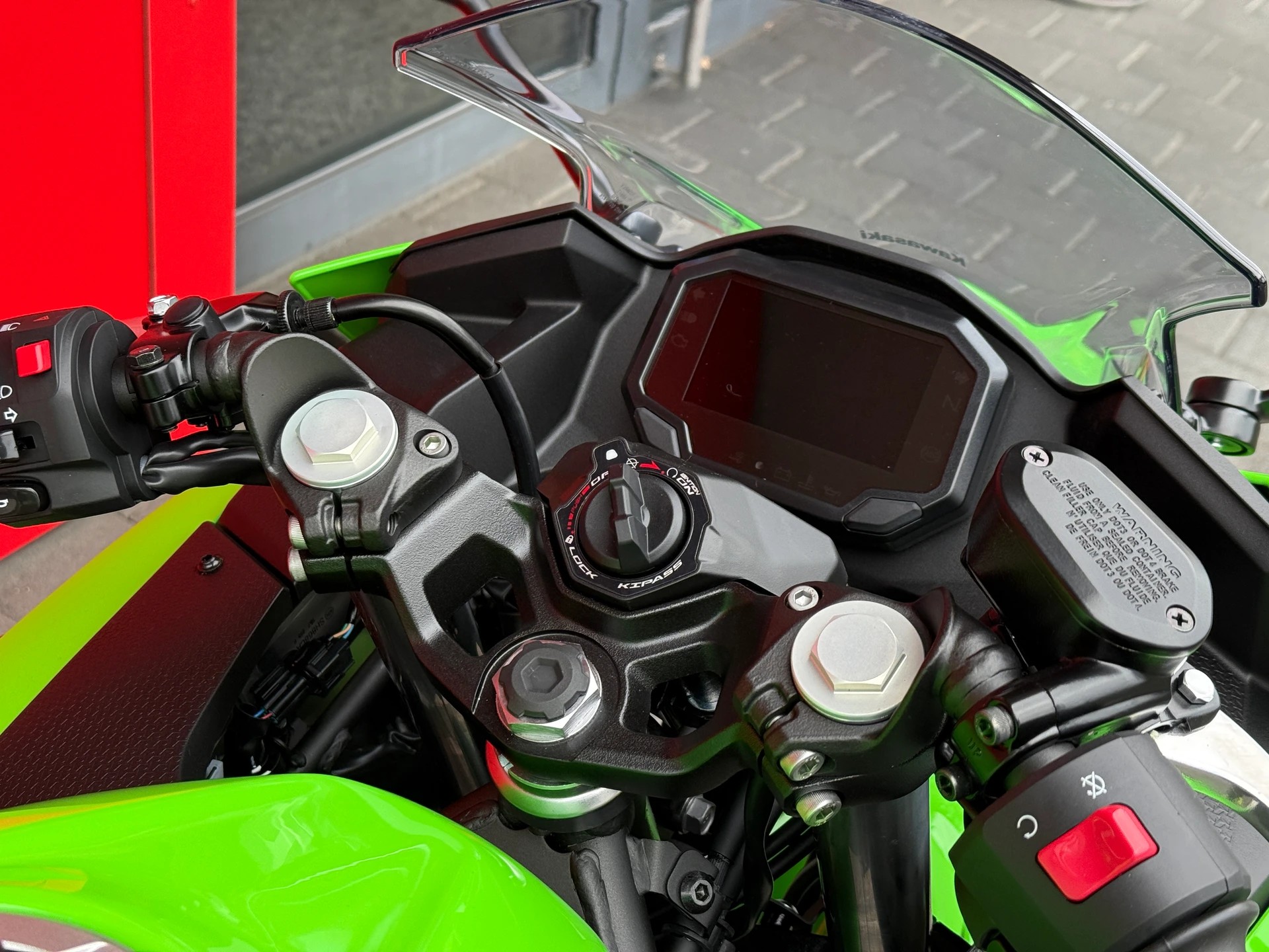 KAWASAKI Ninja 500 SE-image-11