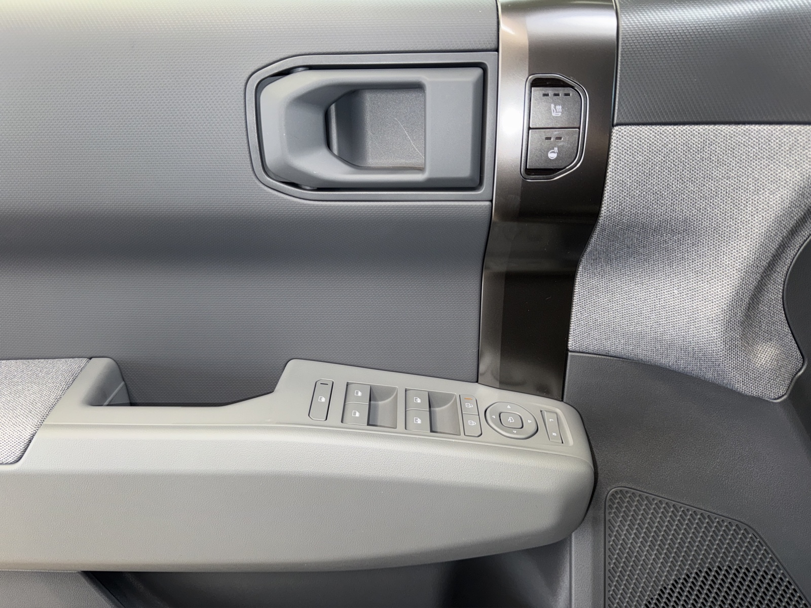 KIA EV3 81 kWh Earth+-image-12