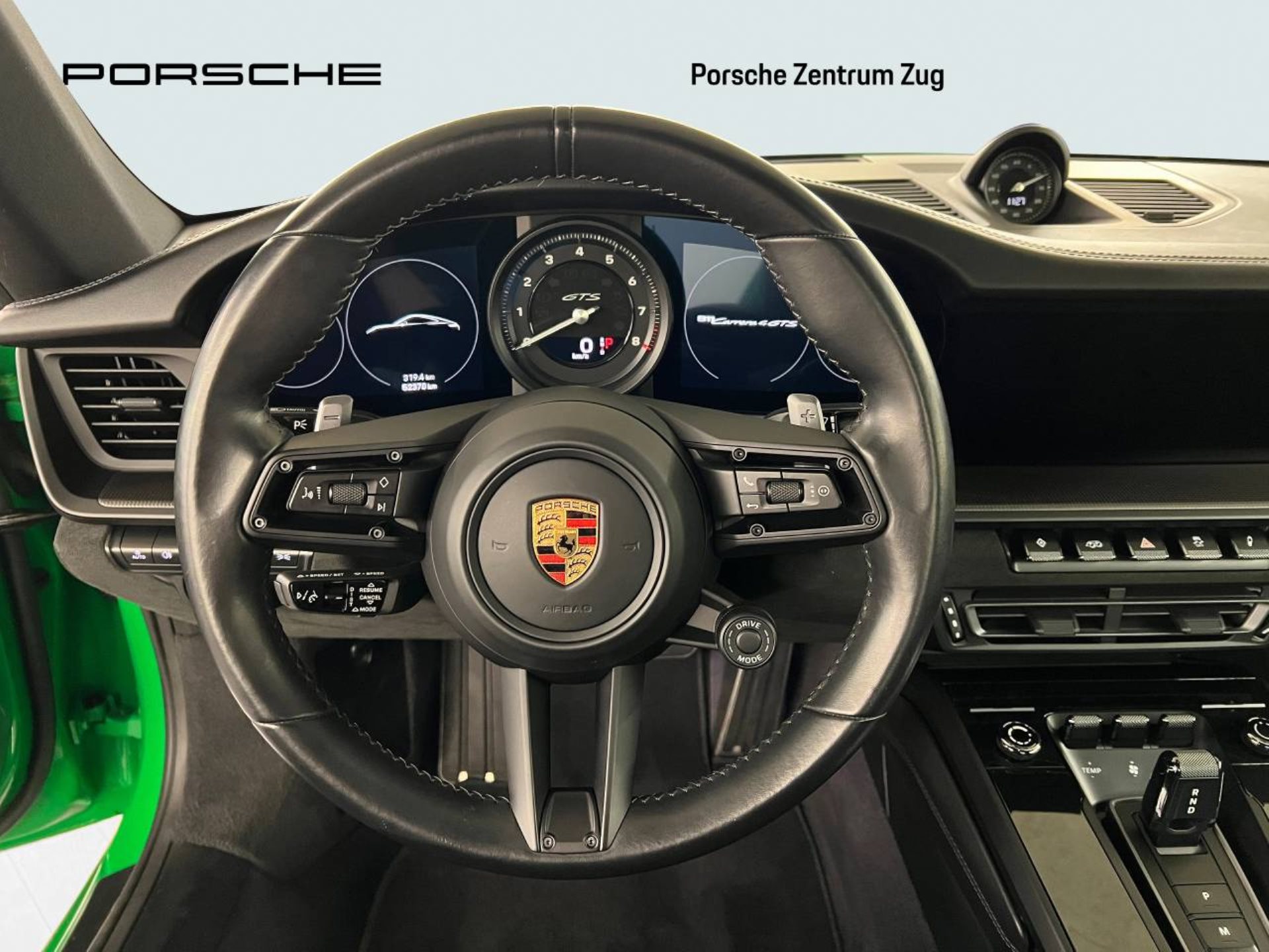PORSCHE 911 Carrera 4 GTS-image-14