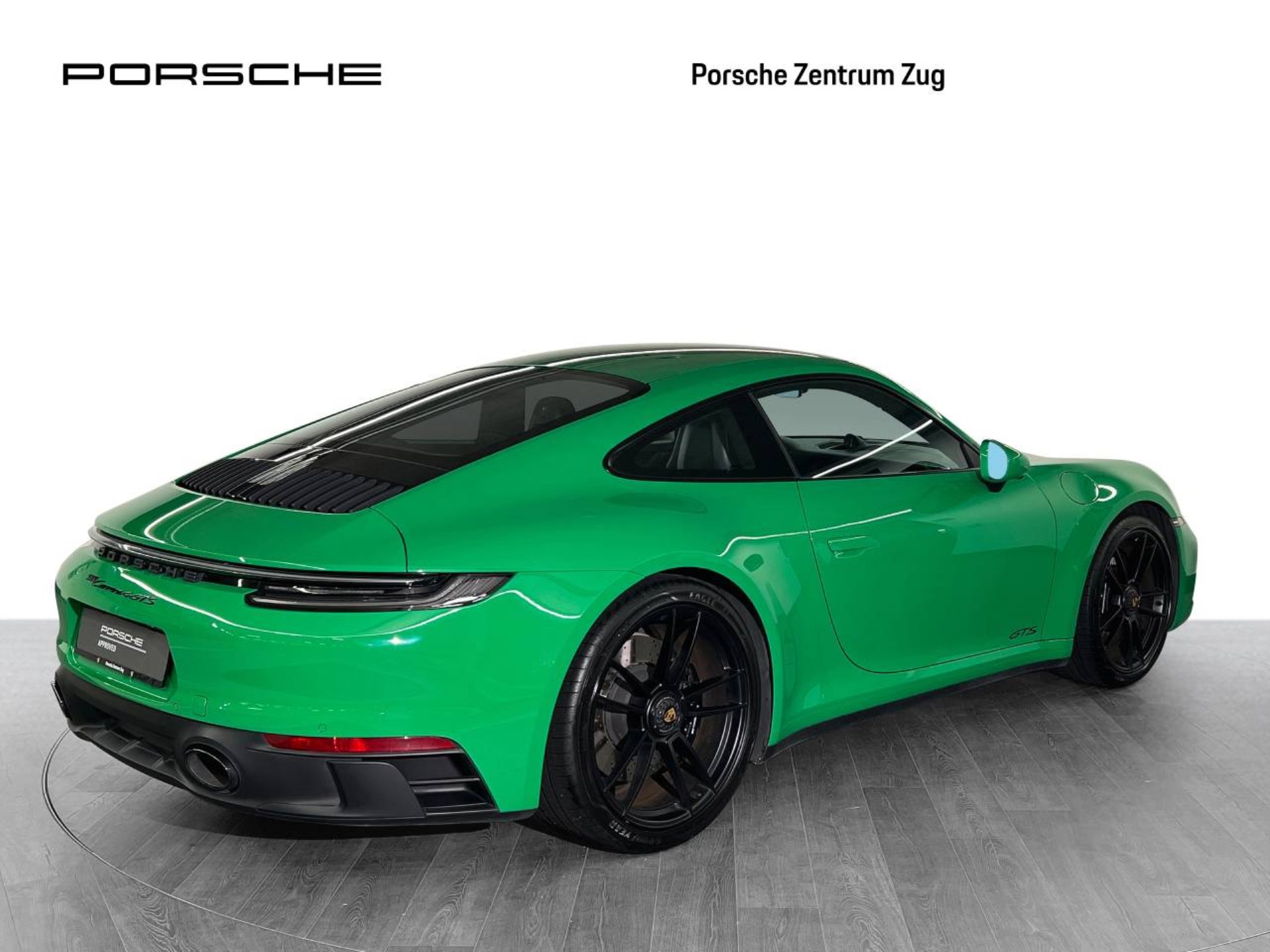 PORSCHE 911 Carrera 4 GTS-image-8