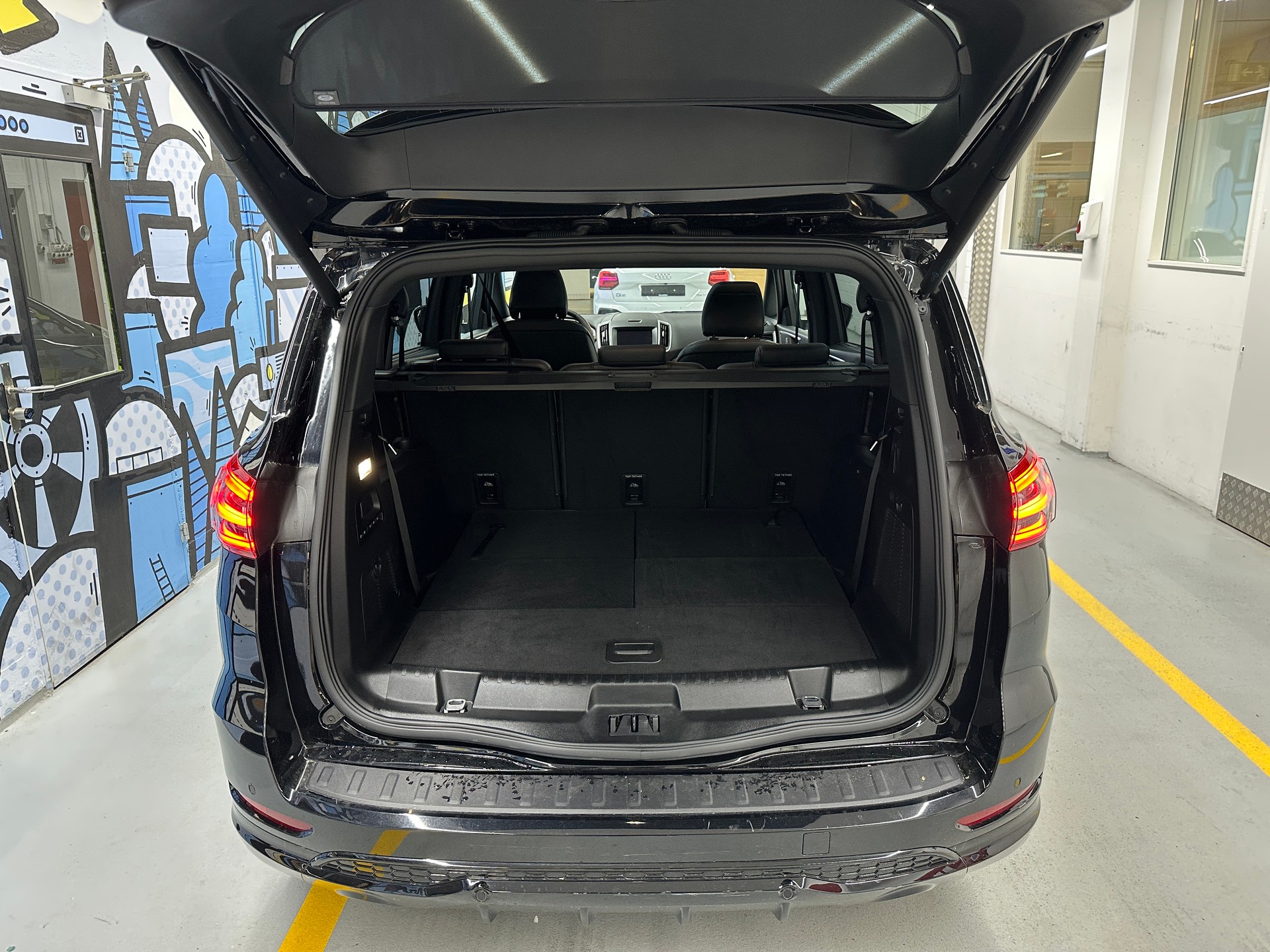 FORD S-Max 2.5 FHEV ST-Line 7Pl-image-5
