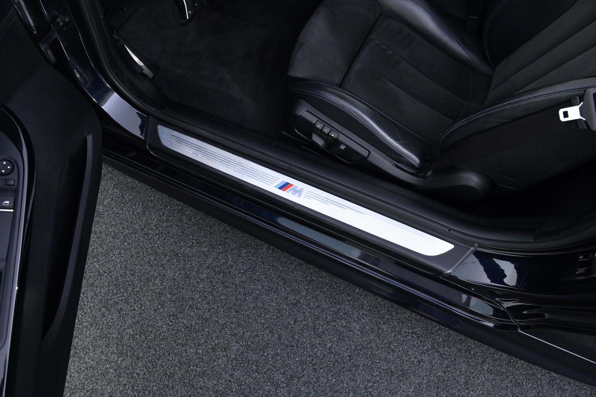 BMW 640i Coupé xDrive M-Paket-image-13