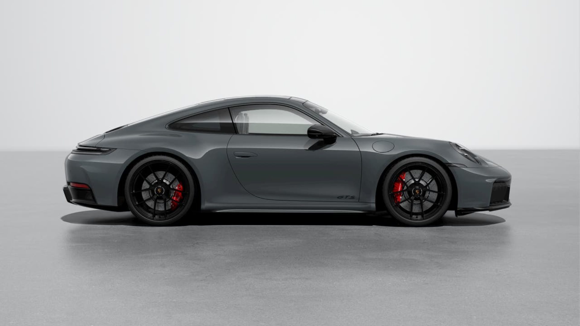 PORSCHE 911 Carrera GTS-image-5