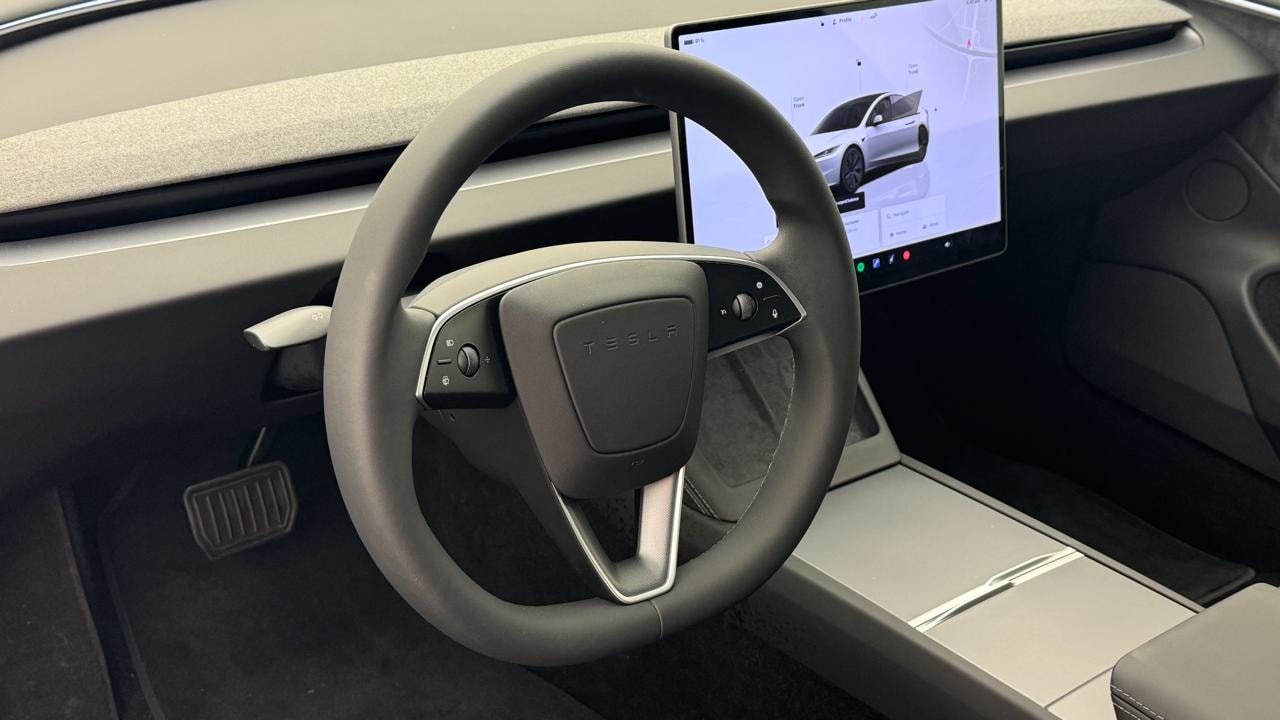 TESLA Model 3 Long Range Dual Motor AWD-image-6