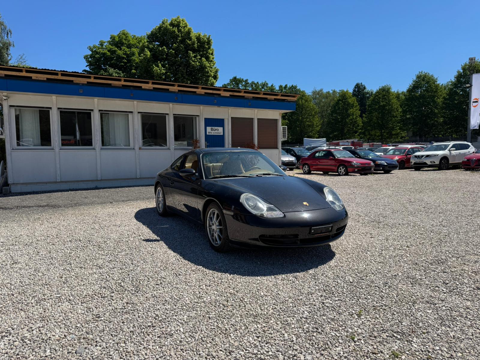 PORSCHE 911 Carrera 4-showroom-element-3