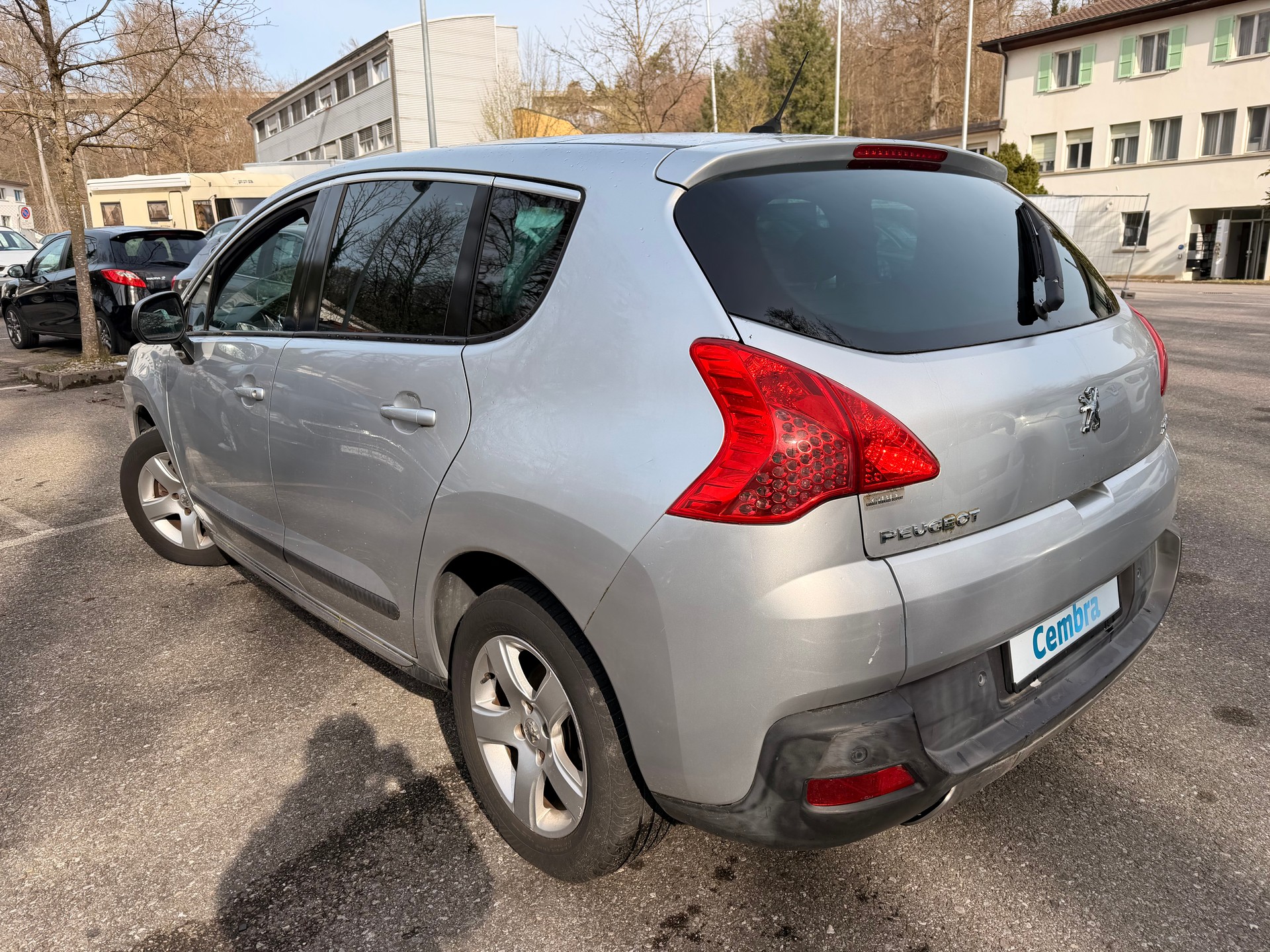 PEUGEOT 3008 1.6 16V T Sport Pack-showroom-element-3