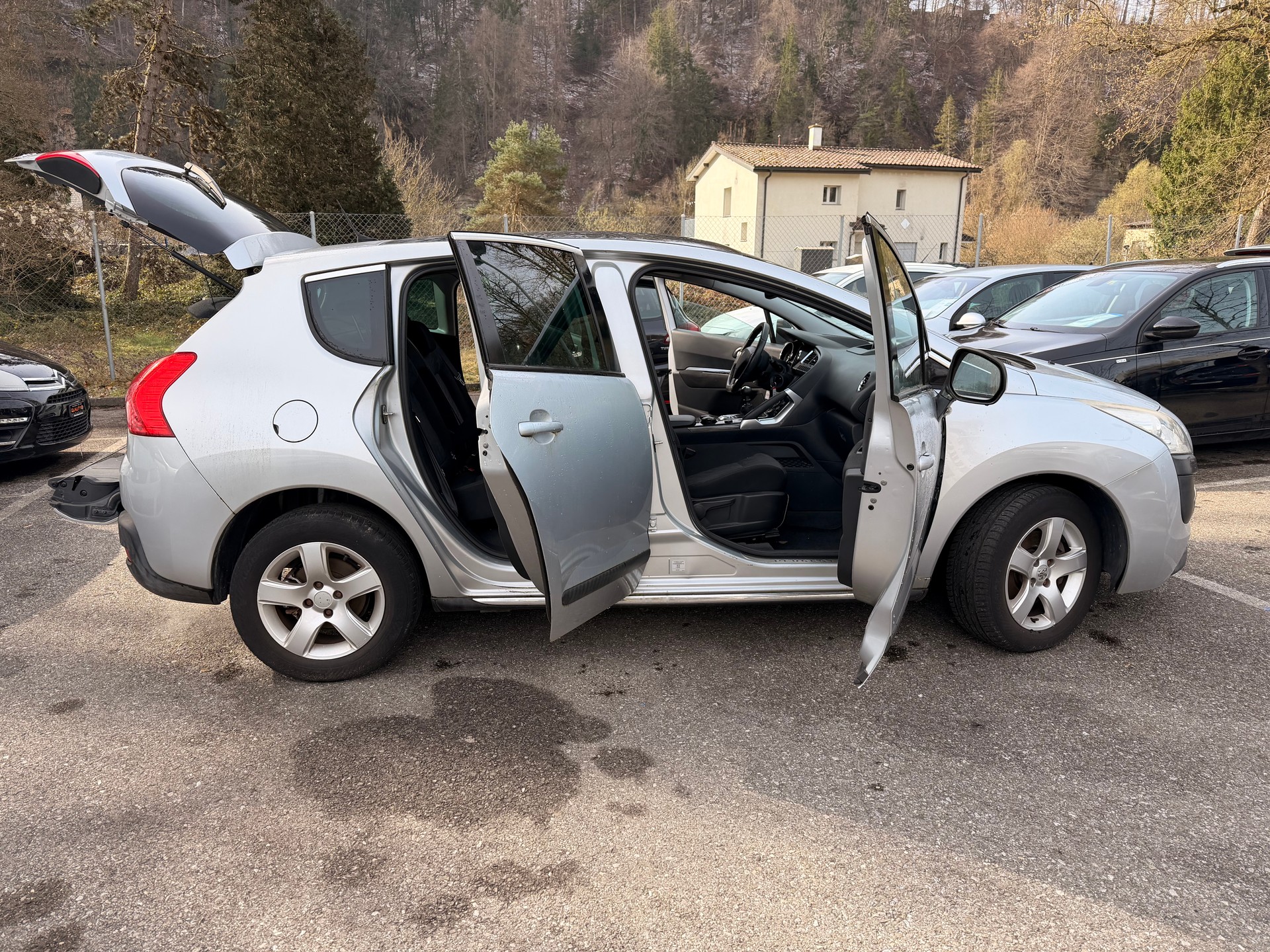 PEUGEOT 3008 1.6 16V T Sport Pack-image-20