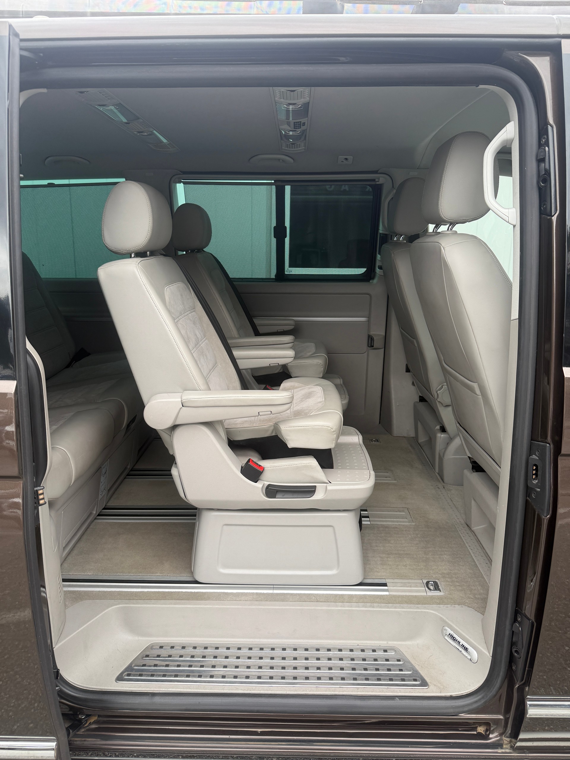VW T6 Multivan 2.0 Bi-TDI Highline 4Motion DSG *7 PLÄTZER * TOPZUSTAND * AHK *-image-15