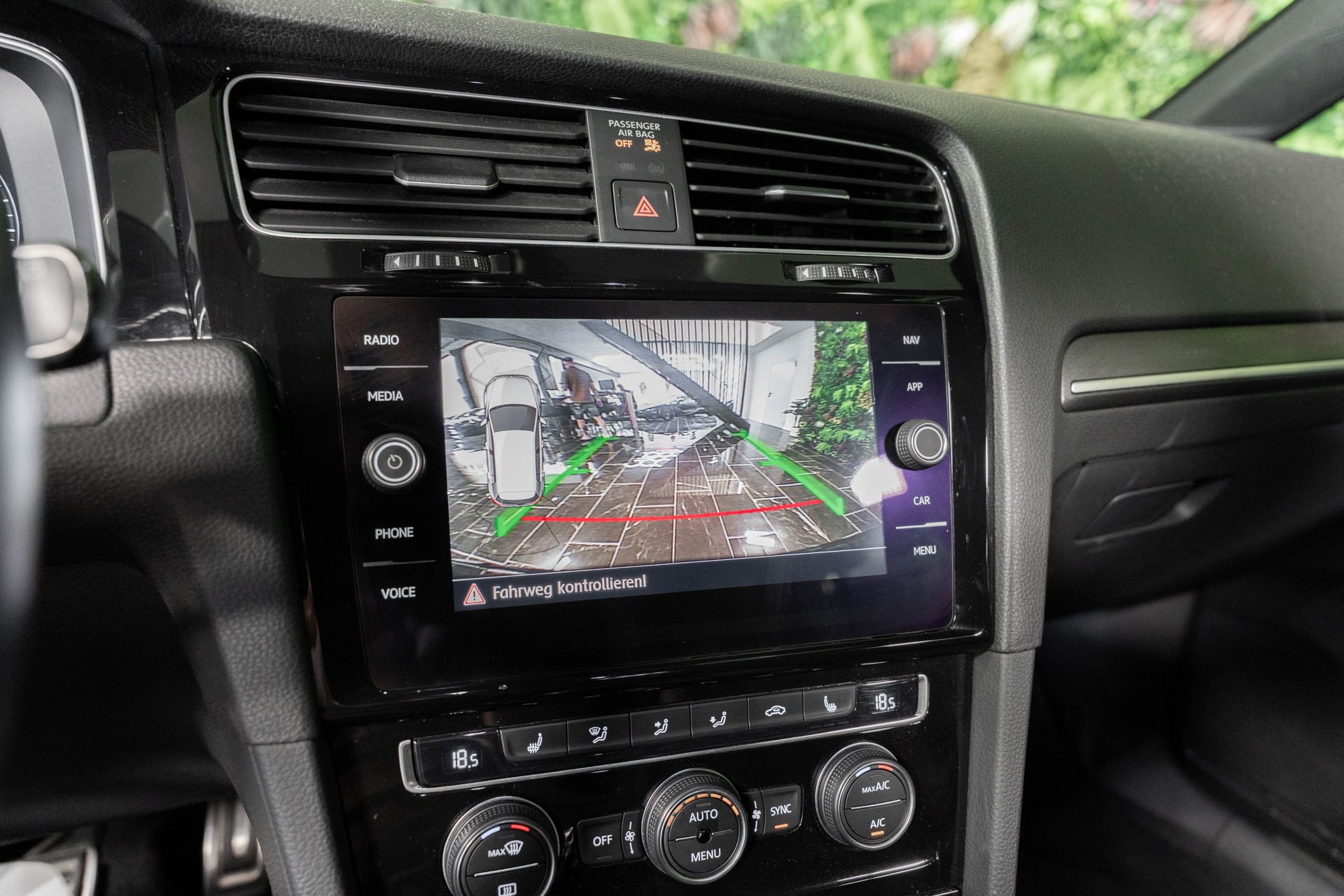 VW Golf 2.0 TSI GTI Performance-image-14