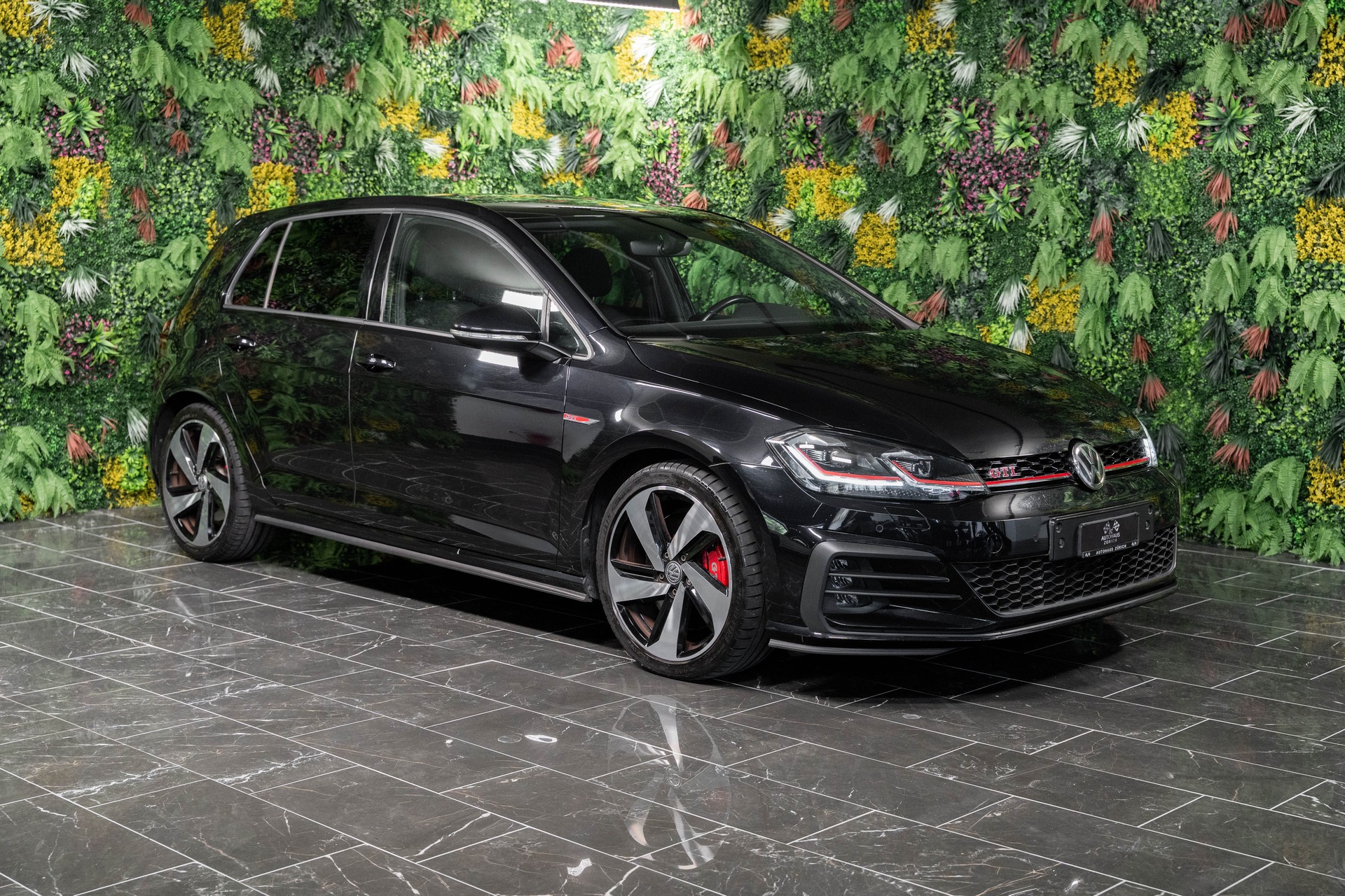 VW Golf 2.0 TSI GTI Performance-image-0