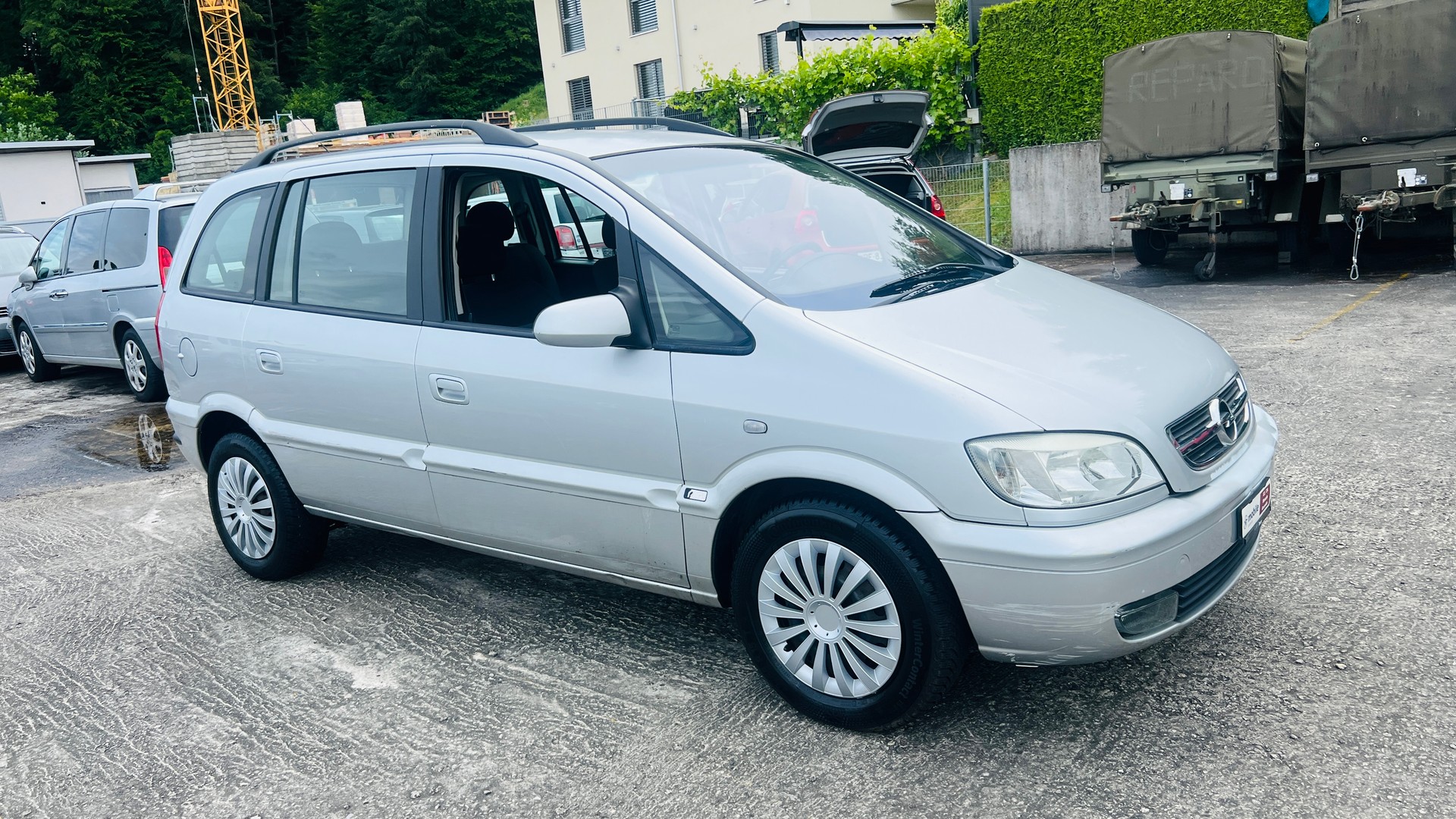 OPEL ZAFIRA-image-1