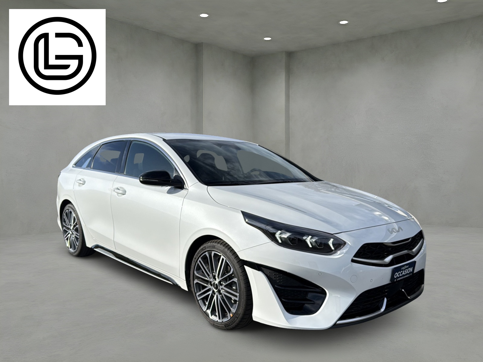 KIA ProCeed 1.5 T-GDi GT-Line Edition DCT-showroom-element-3
