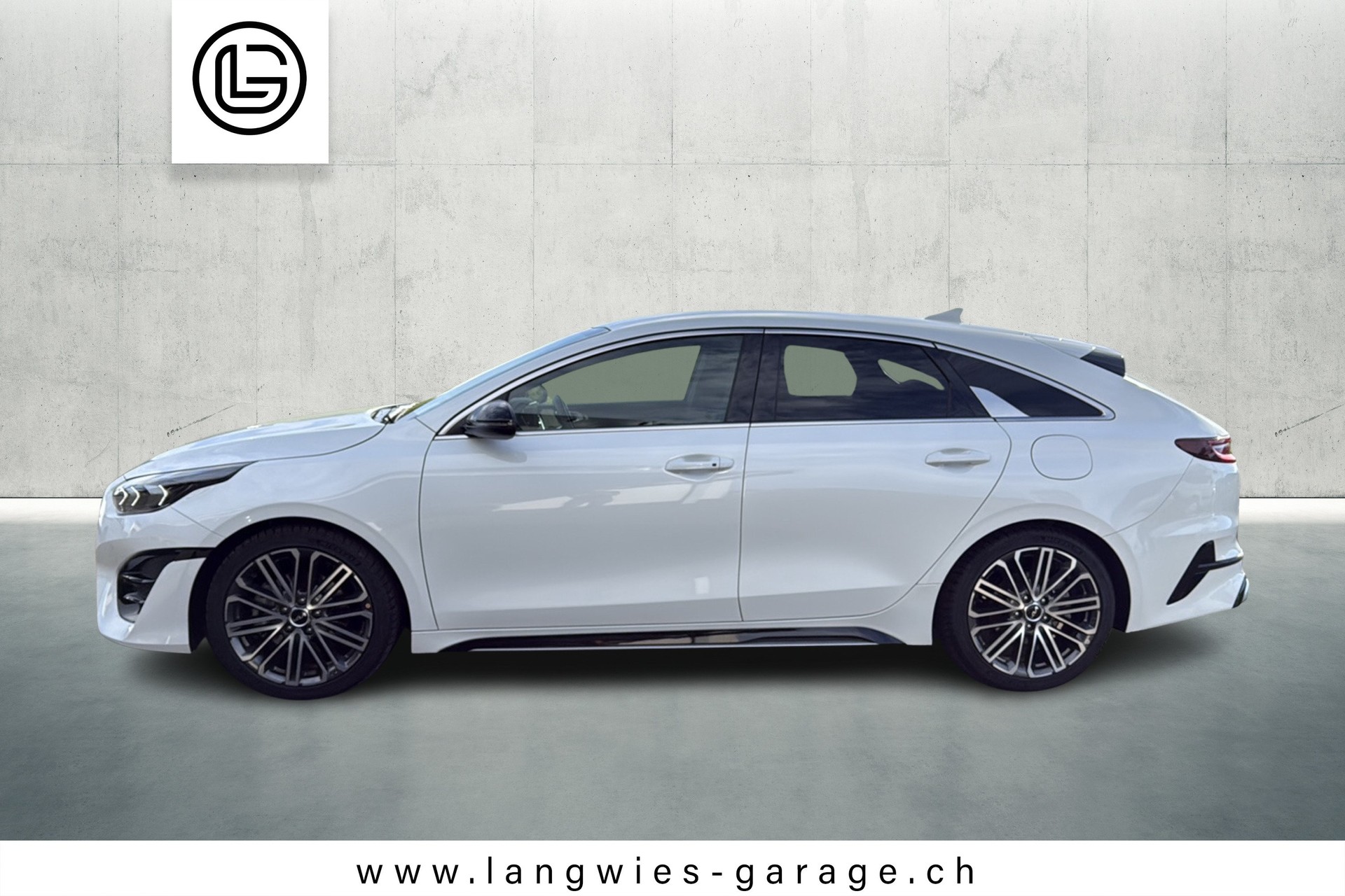KIA ProCeed 1.5 T-GDi GT-Line Edition DCT-image-1