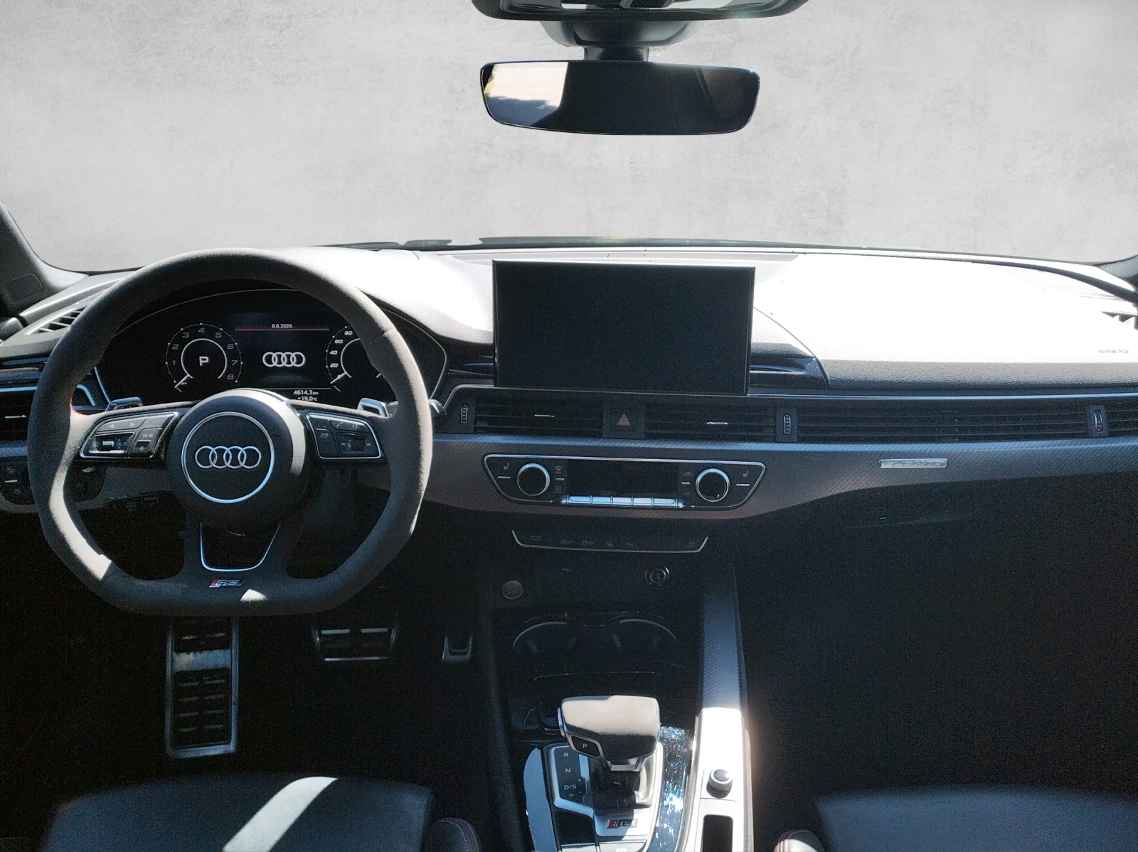 AUDI RS4 Avant quattro tiptronic-image-11