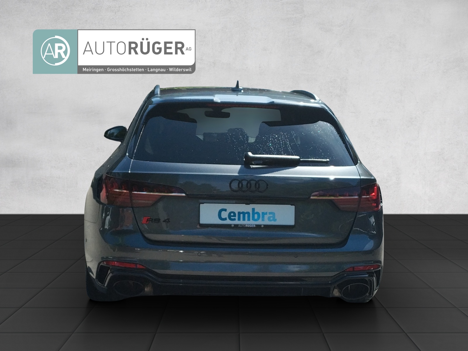 AUDI RS4 Avant quattro tiptronic-image-4