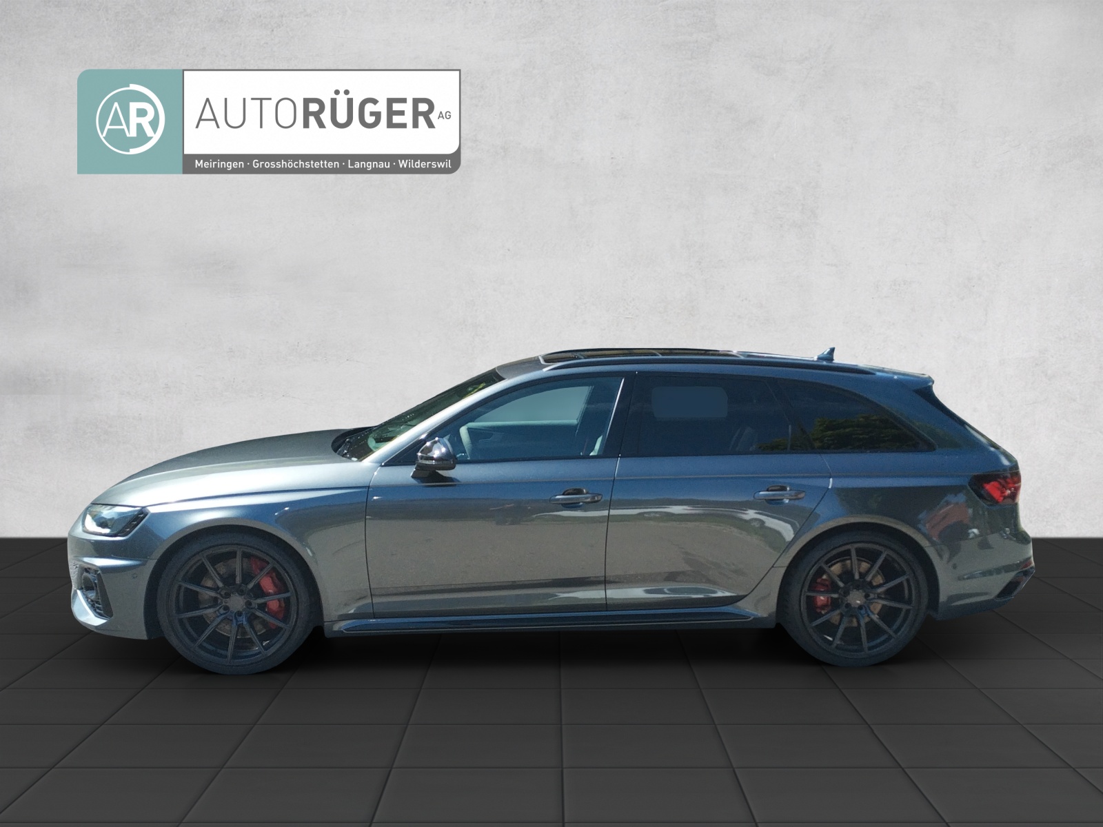 AUDI RS4 Avant quattro tiptronic-image-2
