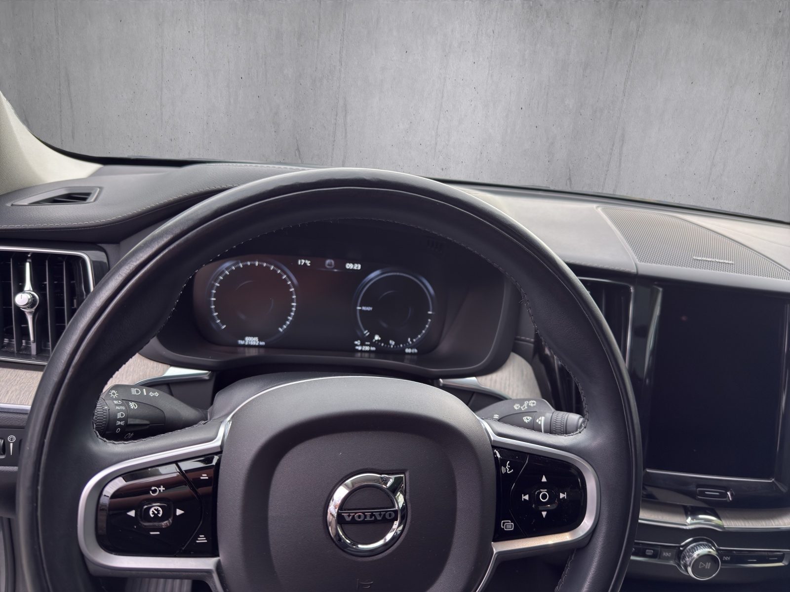VOLVO XC60 T6 eAWD Inscription Geartronic-image-11