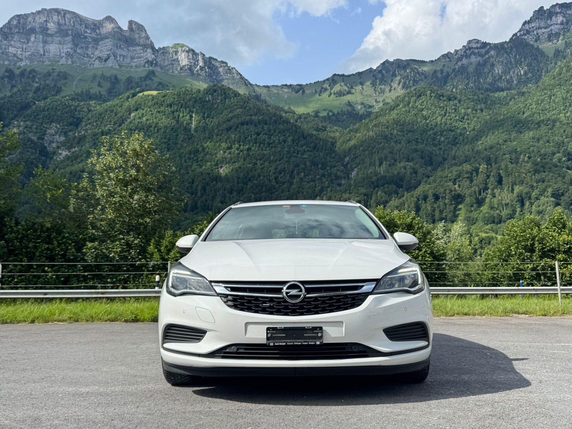 OPEL Astra Sports Tourer 1.6 CDTi ecoF Dynamic Automat-image-0