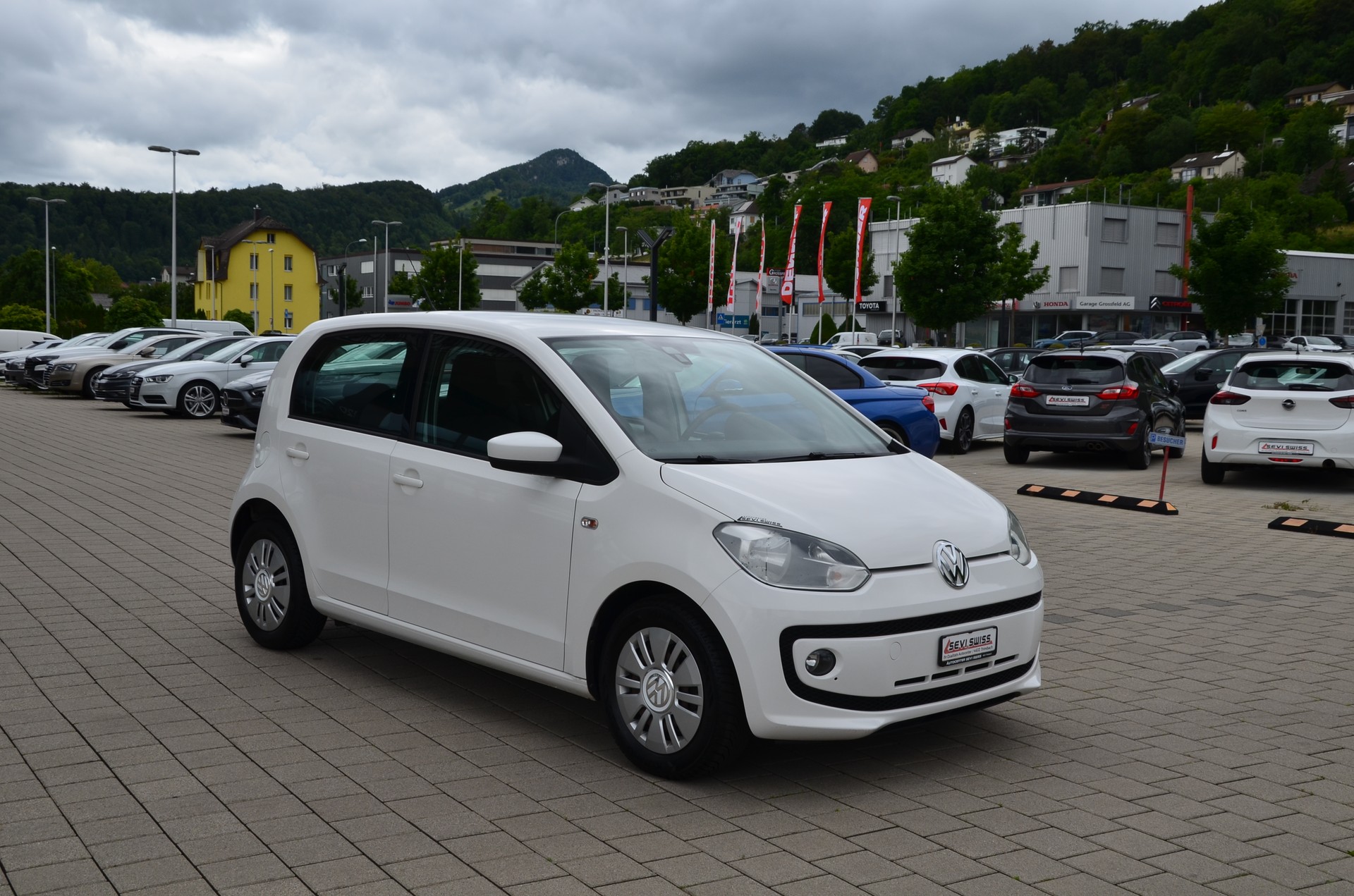 VW Up 1.0 BMT move up*Frisch ab MFK,1 Jahr oder 20'000km Garantie*-image-1