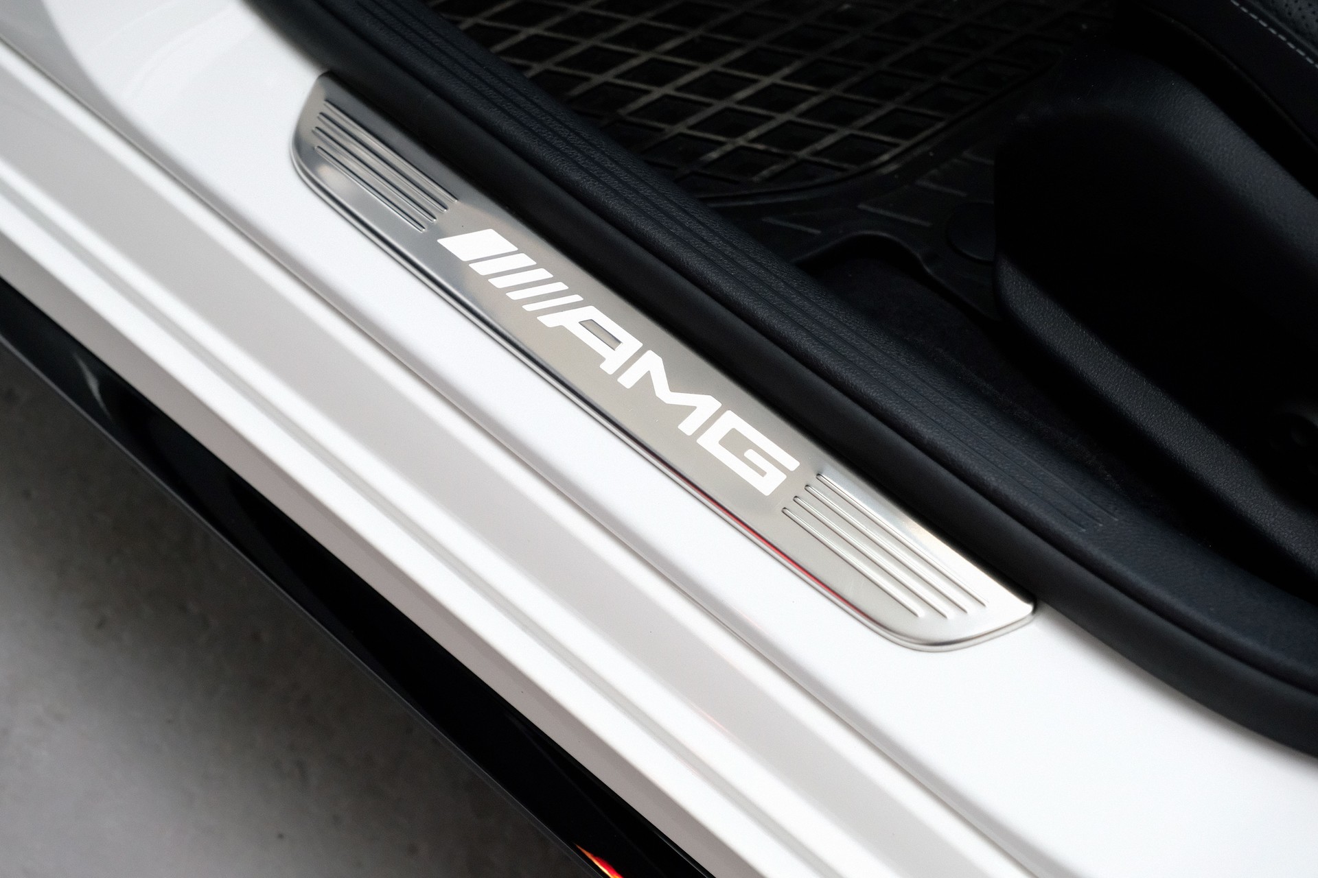MERCEDES-BENZ C 43 AMG 4Matic 9G-Tronic-image-30