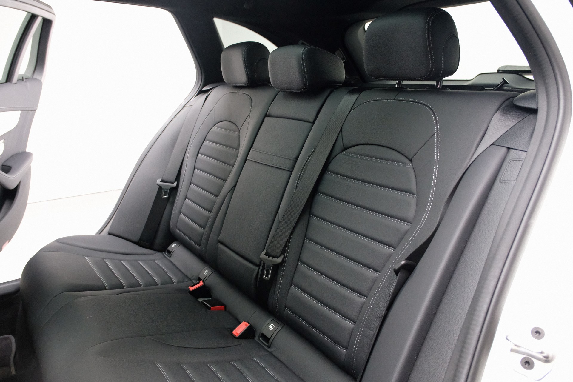MERCEDES-BENZ C 43 AMG 4Matic 9G-Tronic-image-31