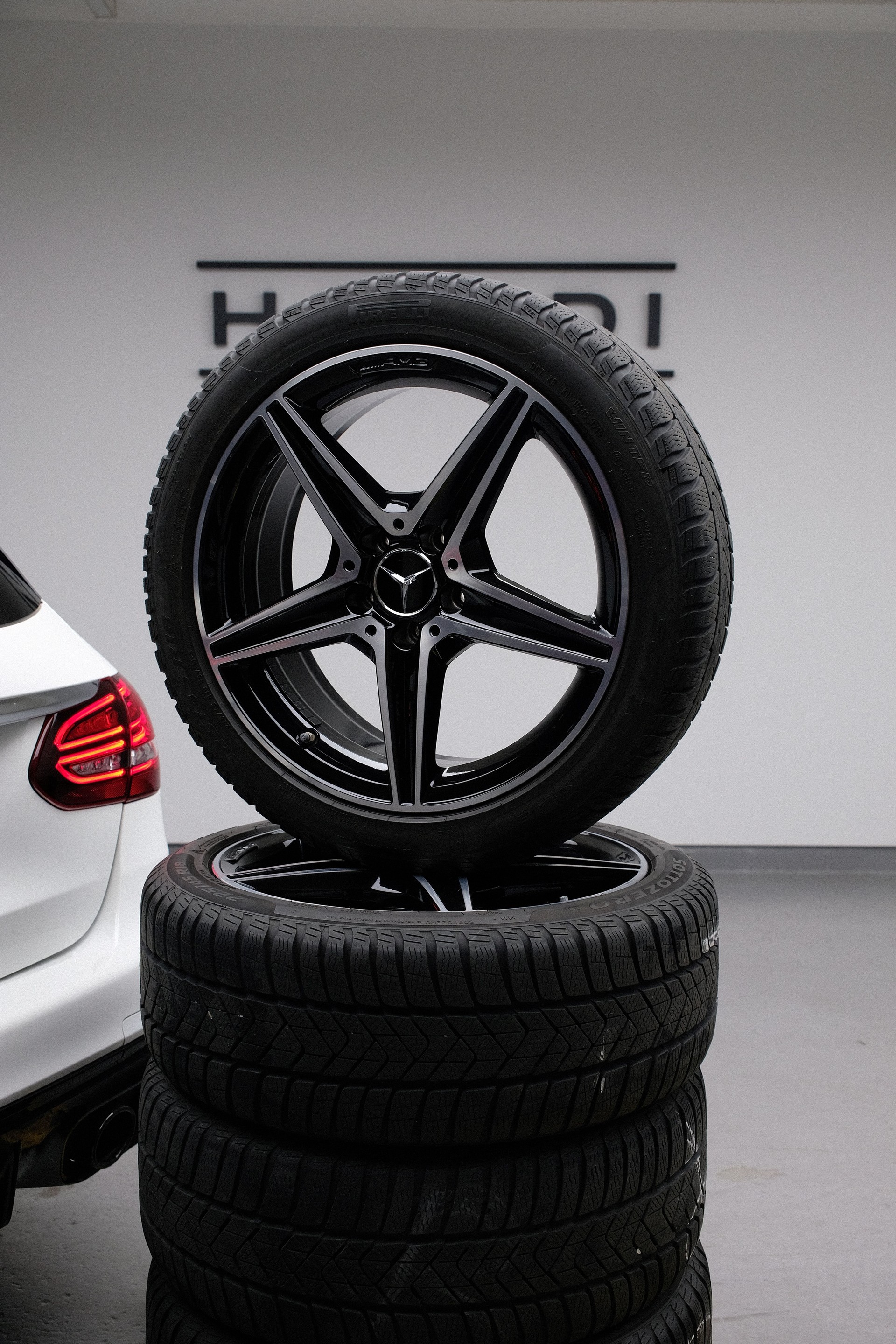 MERCEDES-BENZ C 43 AMG 4Matic 9G-Tronic-image-8
