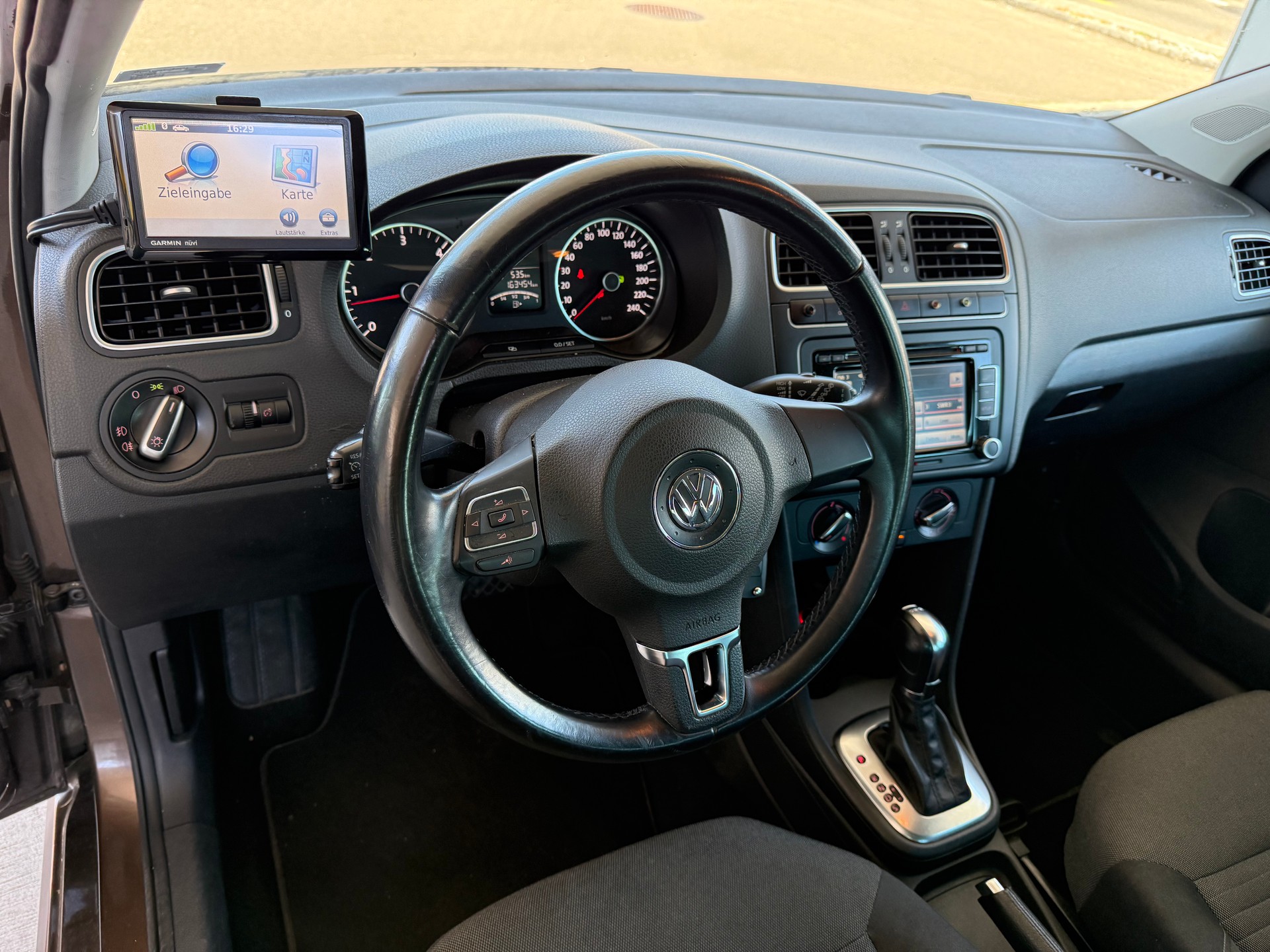 VW Polo 1.6 TDI Comfortline DSG-image-12