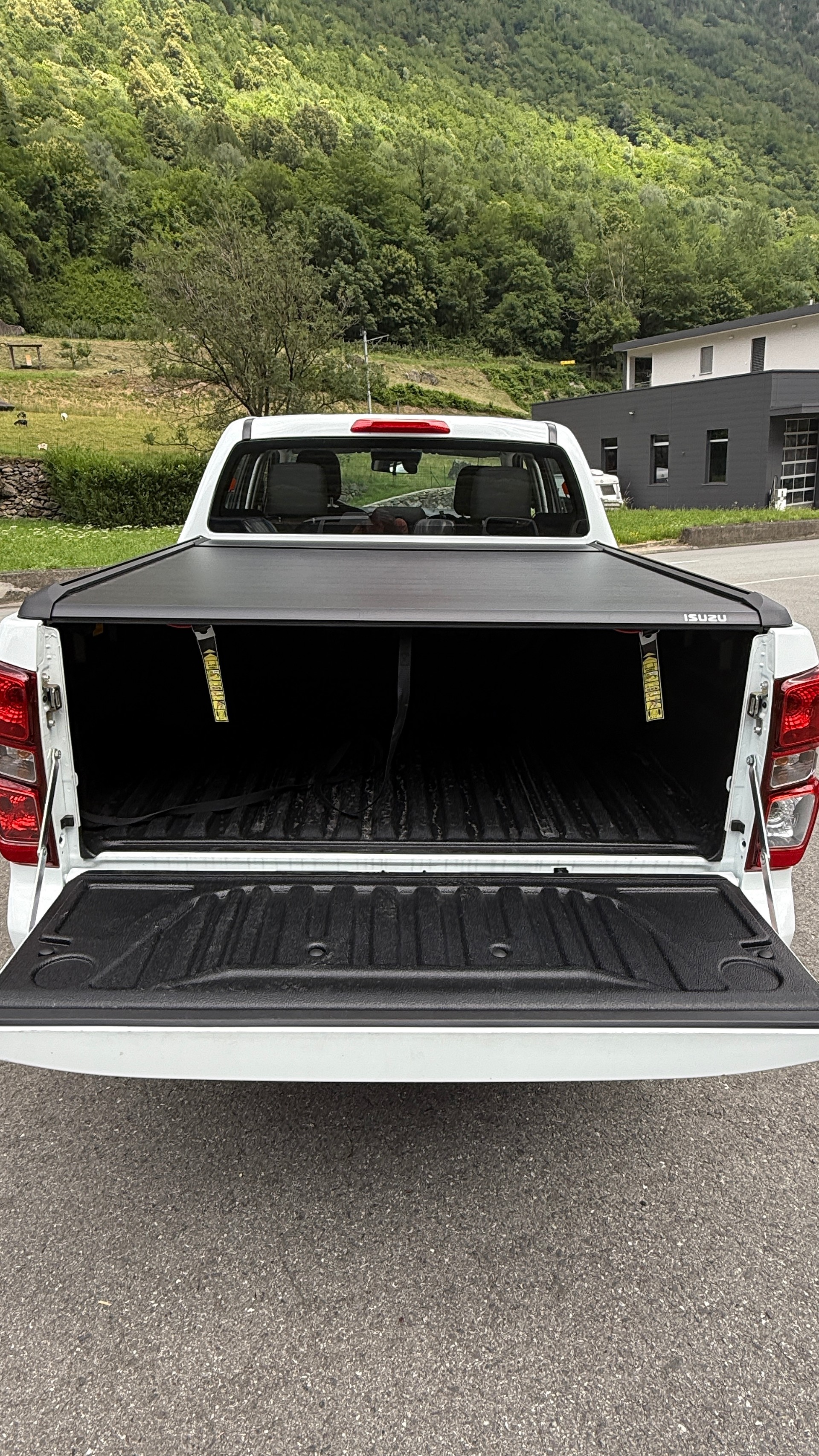 ISUZU D-MAX 1.9 CrewCab N60BB+ 4x4-image-8