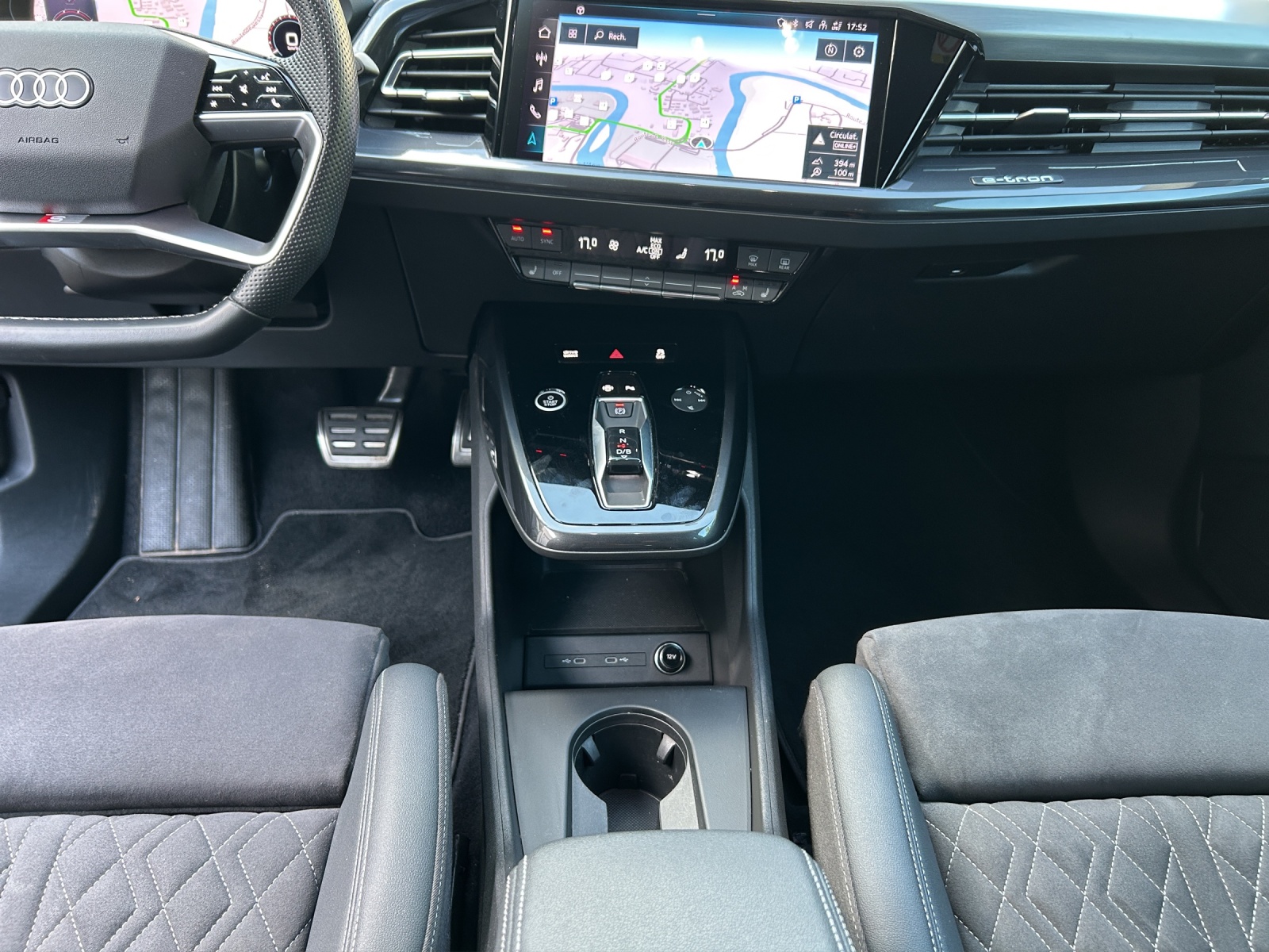 AUDI Q4 Sportback e-tron 50 quattro-image-13