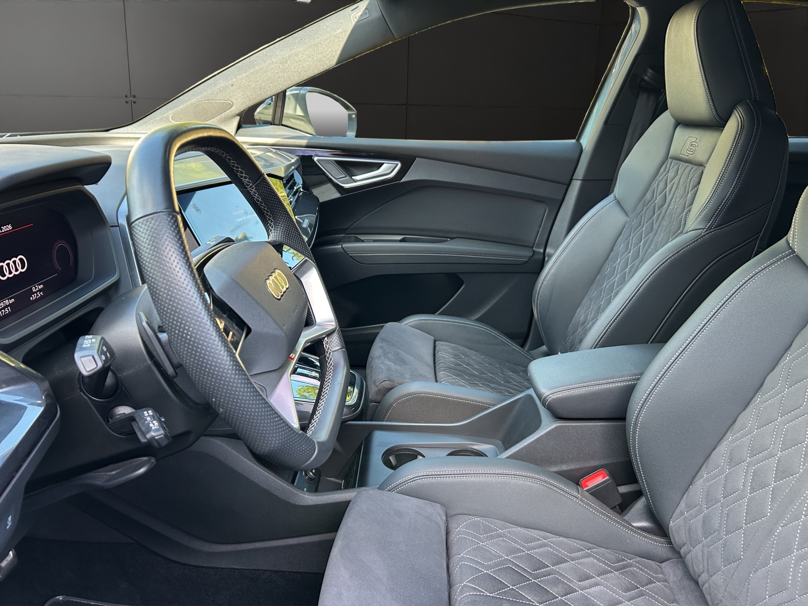 AUDI Q4 Sportback e-tron 50 quattro-image-8