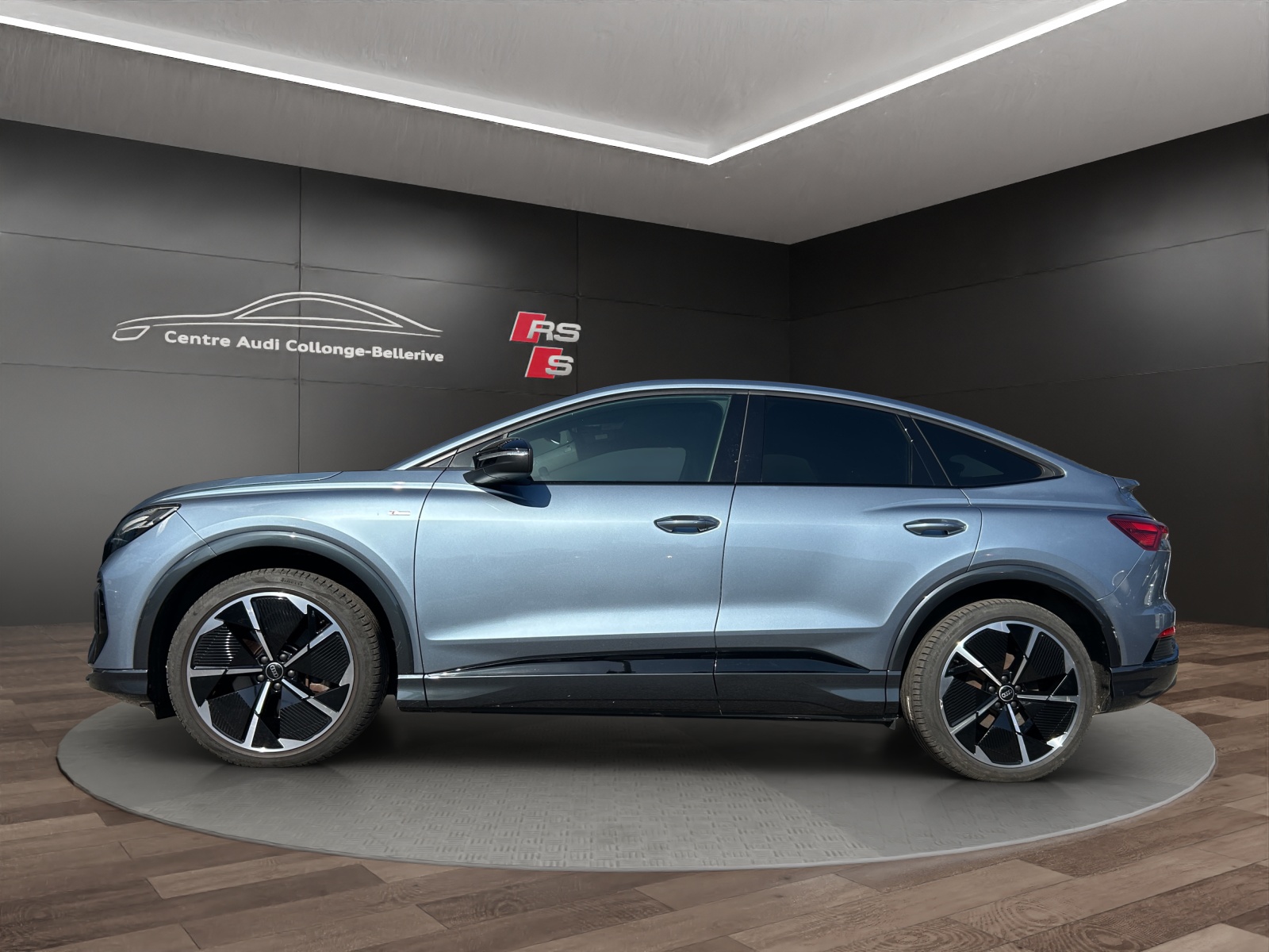 AUDI Q4 Sportback e-tron 50 quattro-image-2