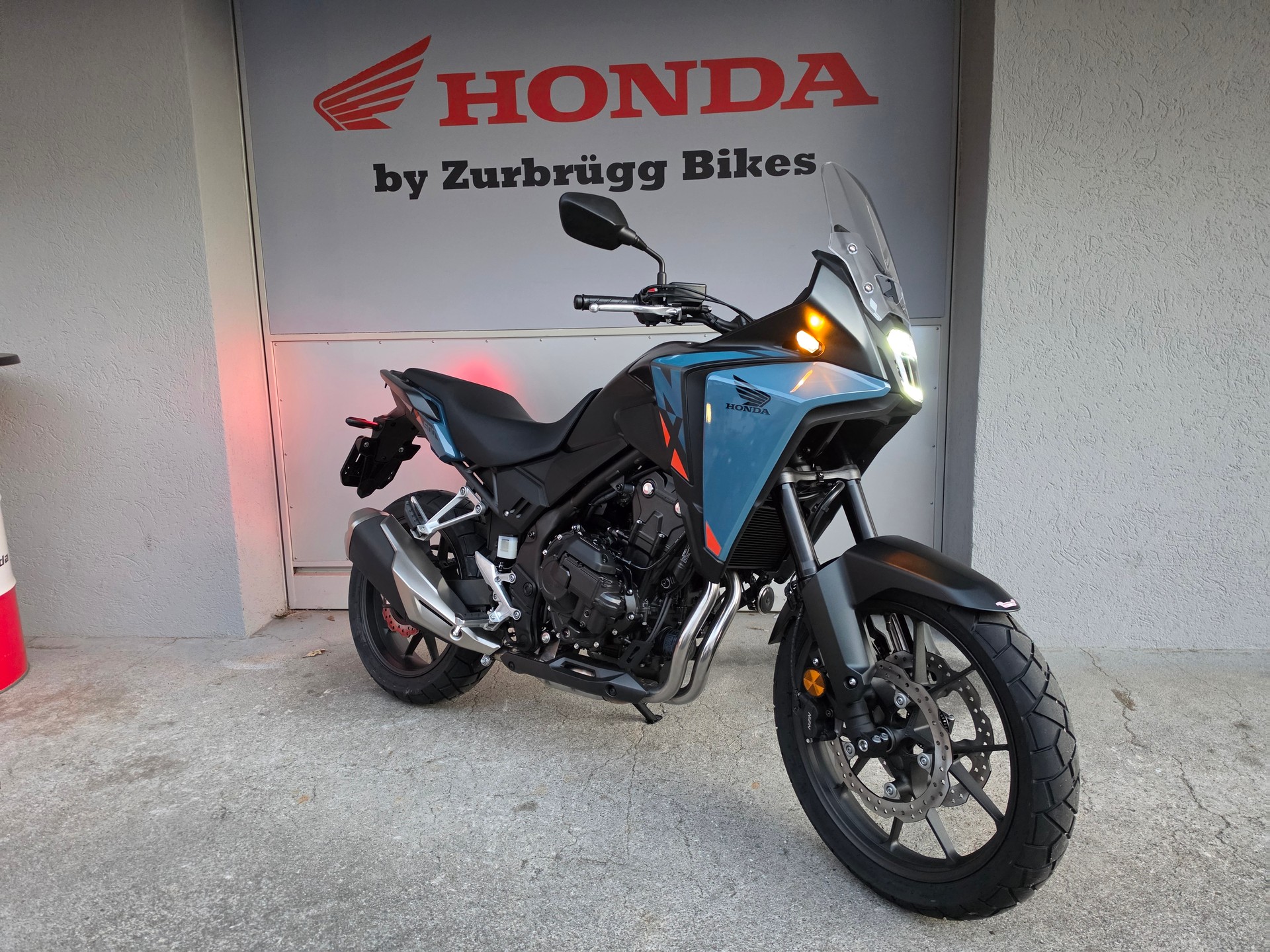 HONDA E-Clutch-showroom-element-2
