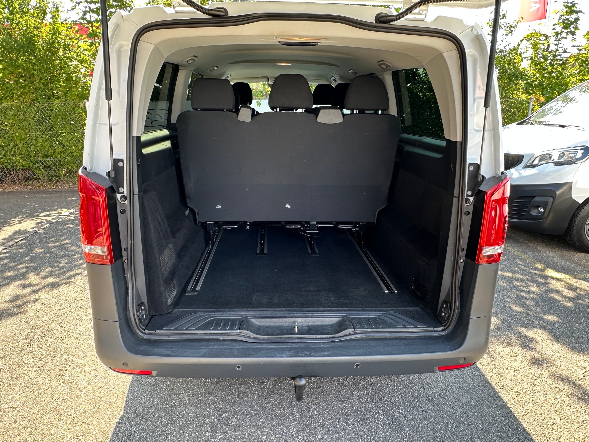 MERCEDES-BENZ Vito 114 CDI Extralang Pro Tourer 4Matic9G-Tronic-image-14