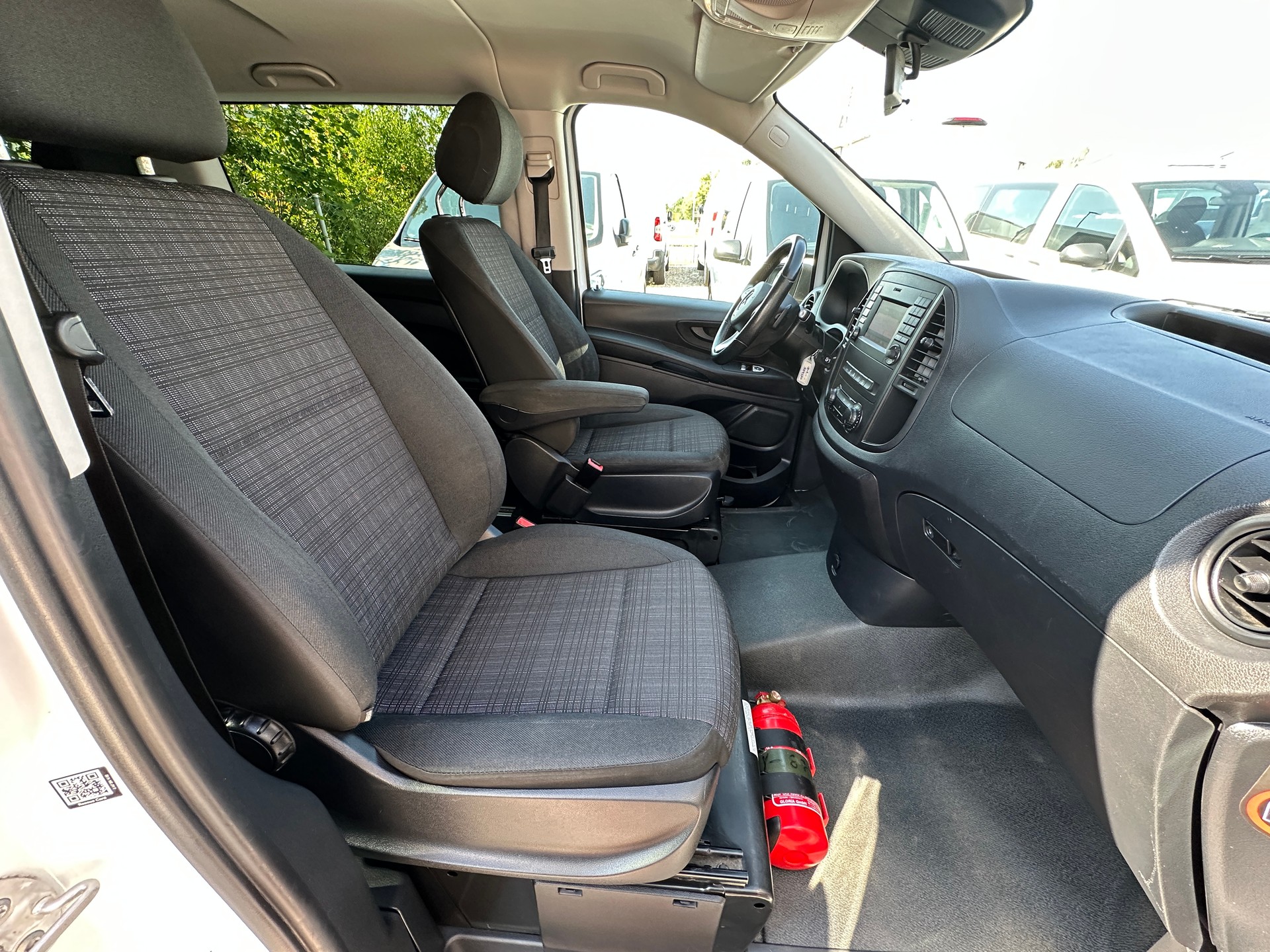 MERCEDES-BENZ Vito 114 CDI Extralang Pro Tourer 4Matic9G-Tronic-image-10