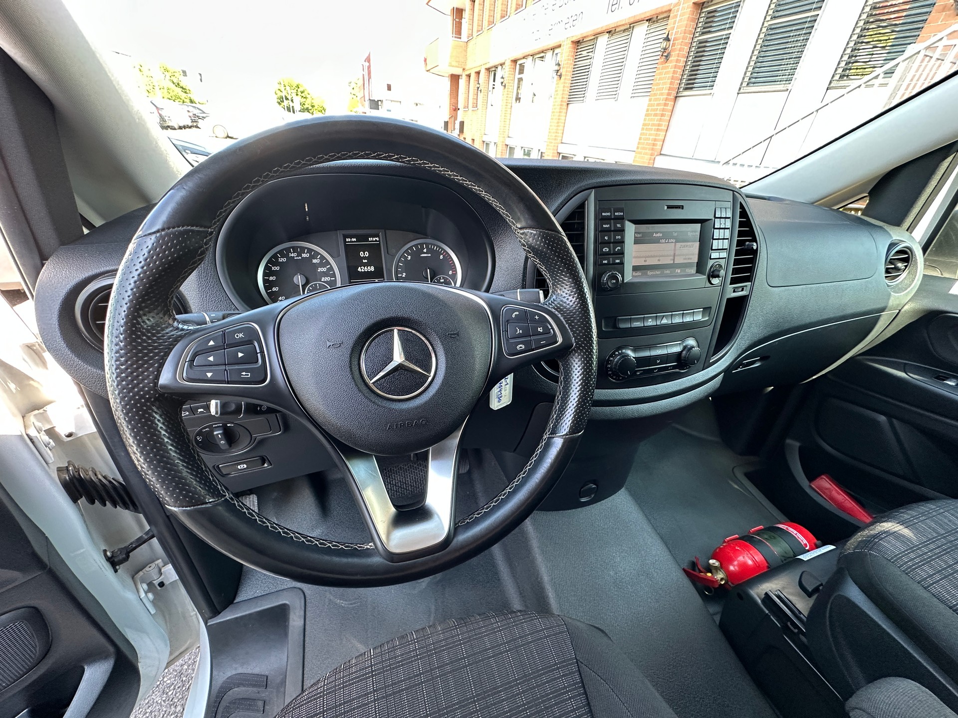 MERCEDES-BENZ Vito 114 CDI Extralang Pro Tourer 4Matic9G-Tronic-image-6