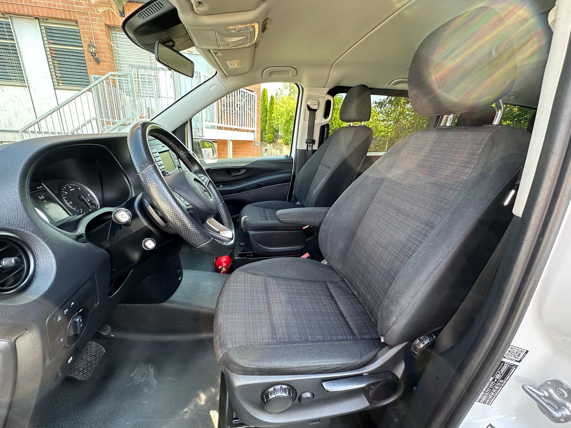 MERCEDES-BENZ Vito 114 CDI Extralang Pro Tourer 4Matic9G-Tronic-image-5
