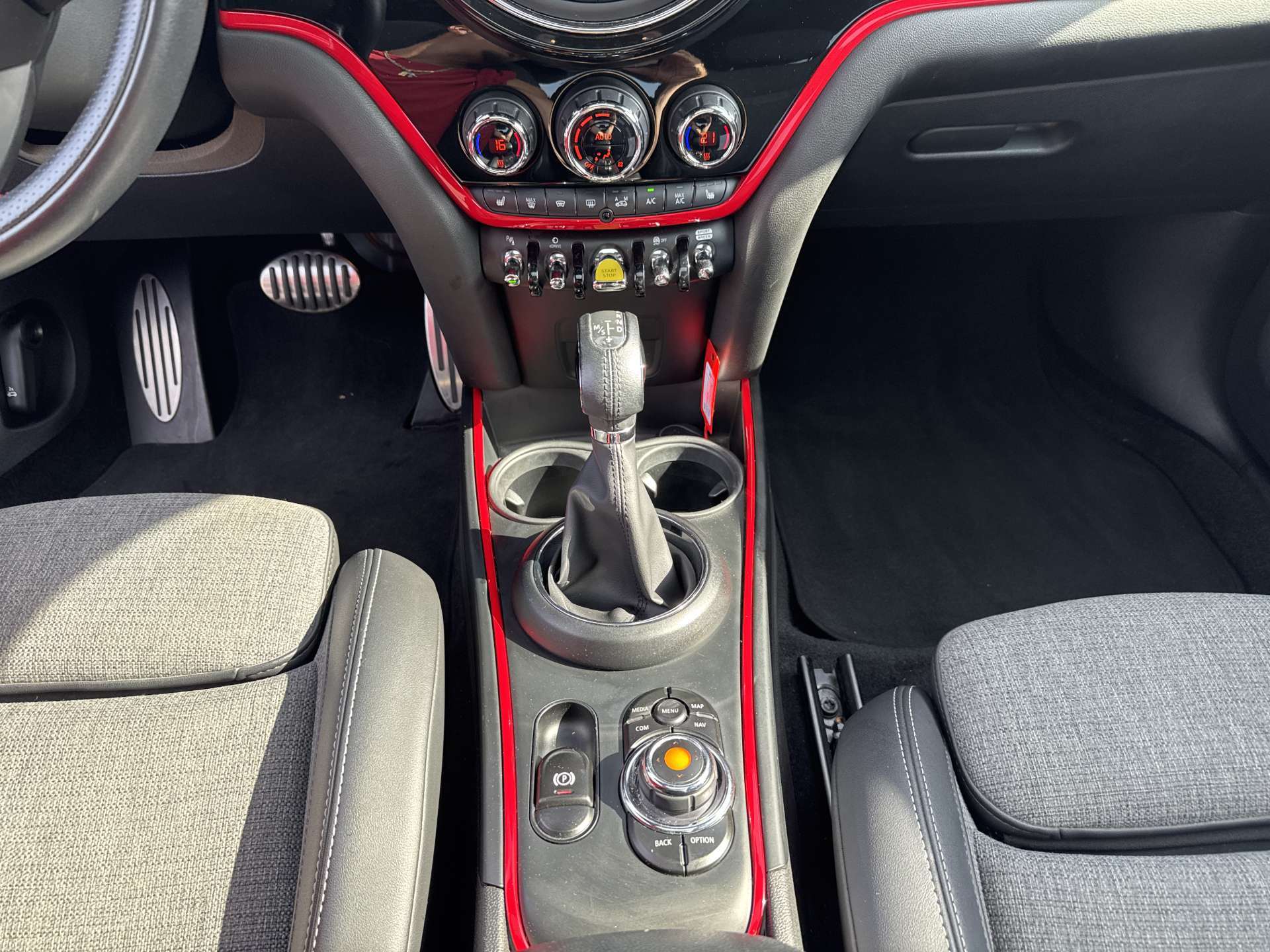 MINI Countryman Cooper SE ALL4 JCW 224PS Steptronic-Automat-image-11