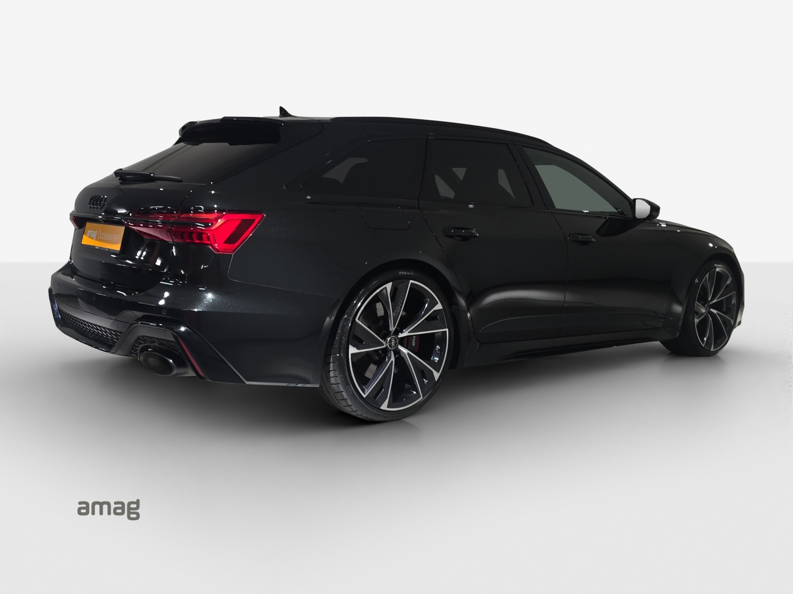 AUDI RS6 Avant 4.0 TFSI V8 quattro-image-4
