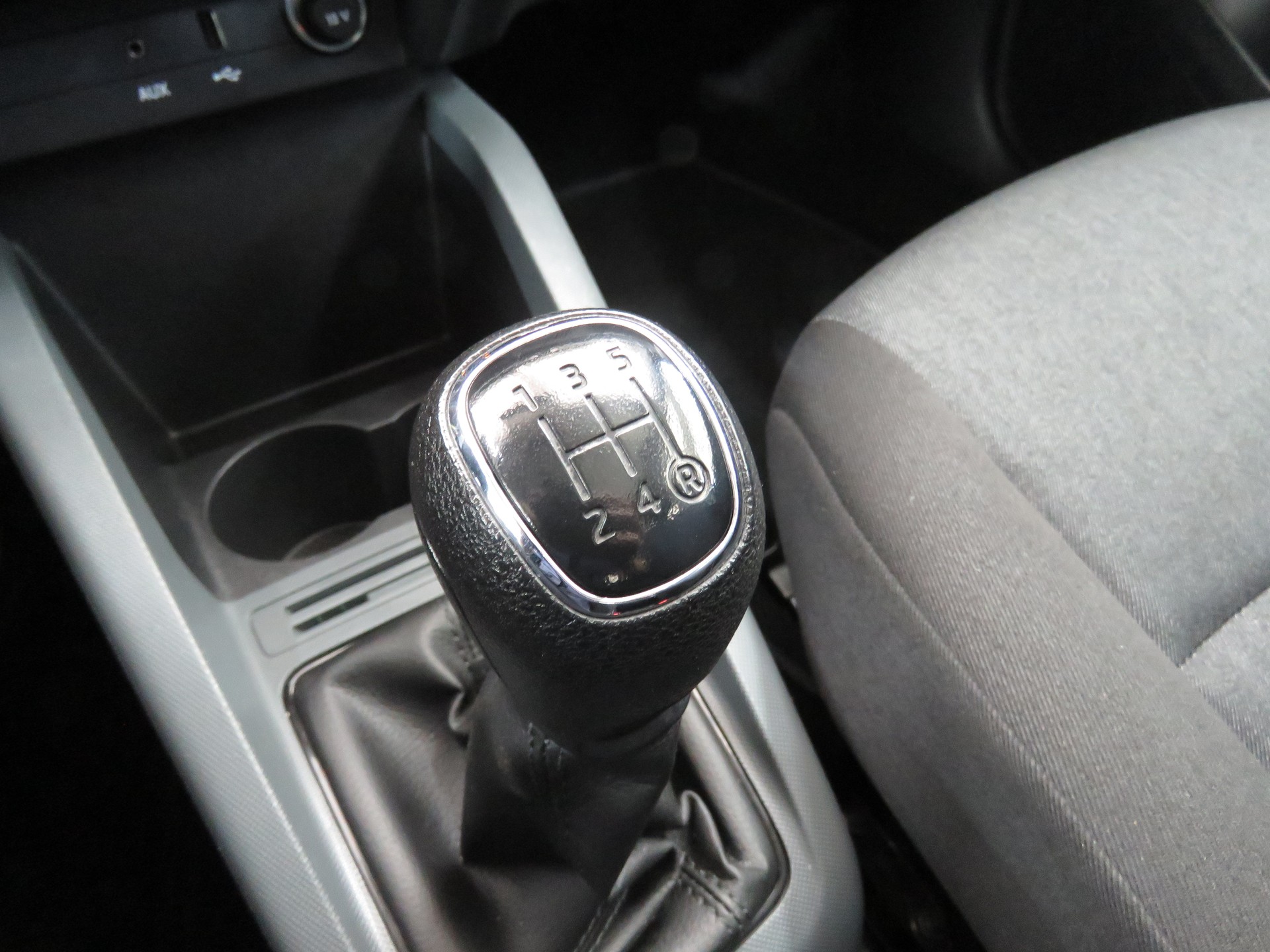 SKODA Fabia 1.0 Active-image-13