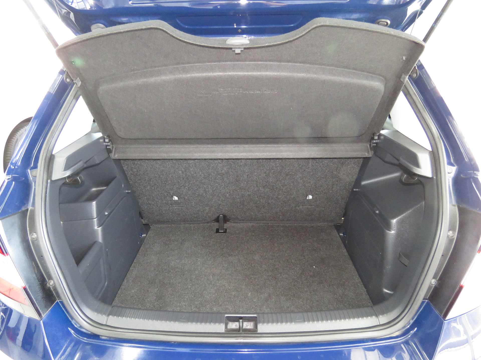 SKODA Fabia 1.0 Active-image-9