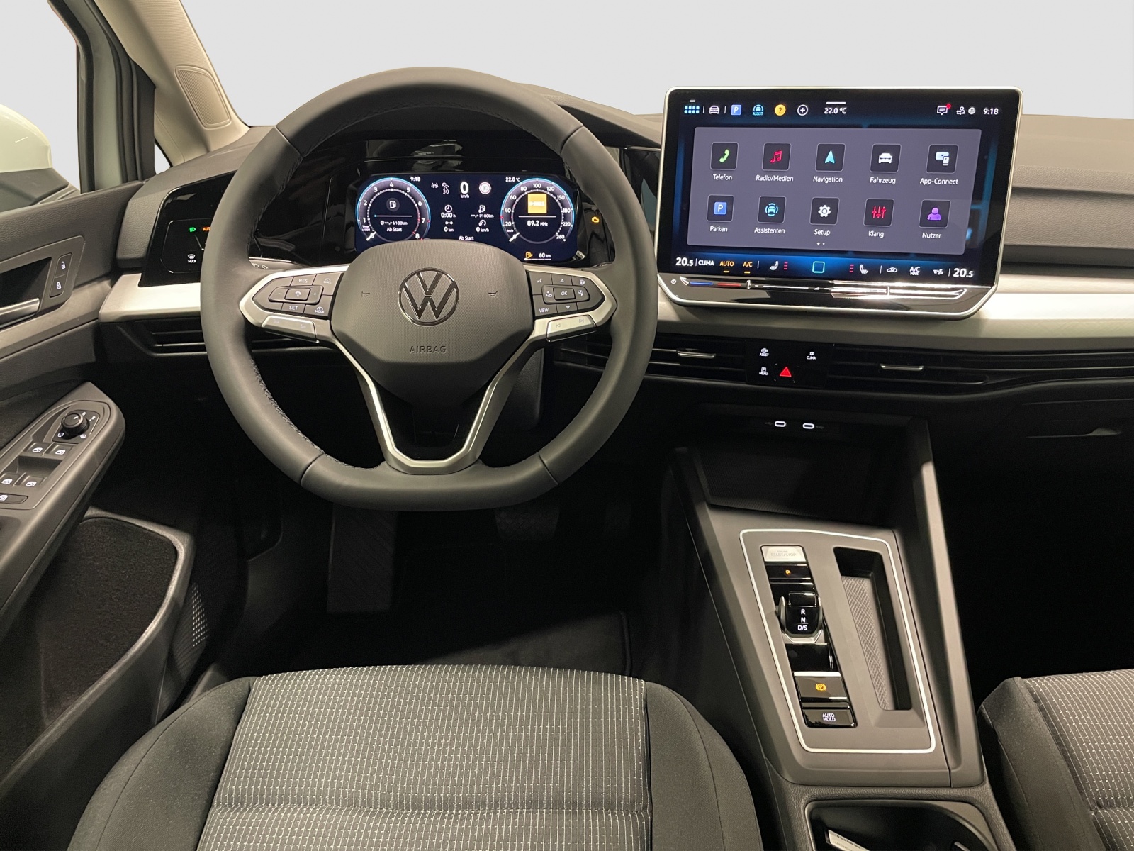 VW Golf Variant 1.5 eTSI mHEV Basis DSG-image-10