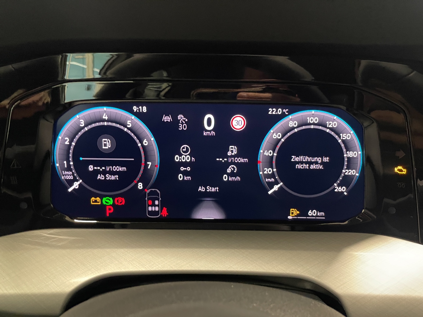 VW Golf Variant 1.5 eTSI mHEV Basis DSG-image-11